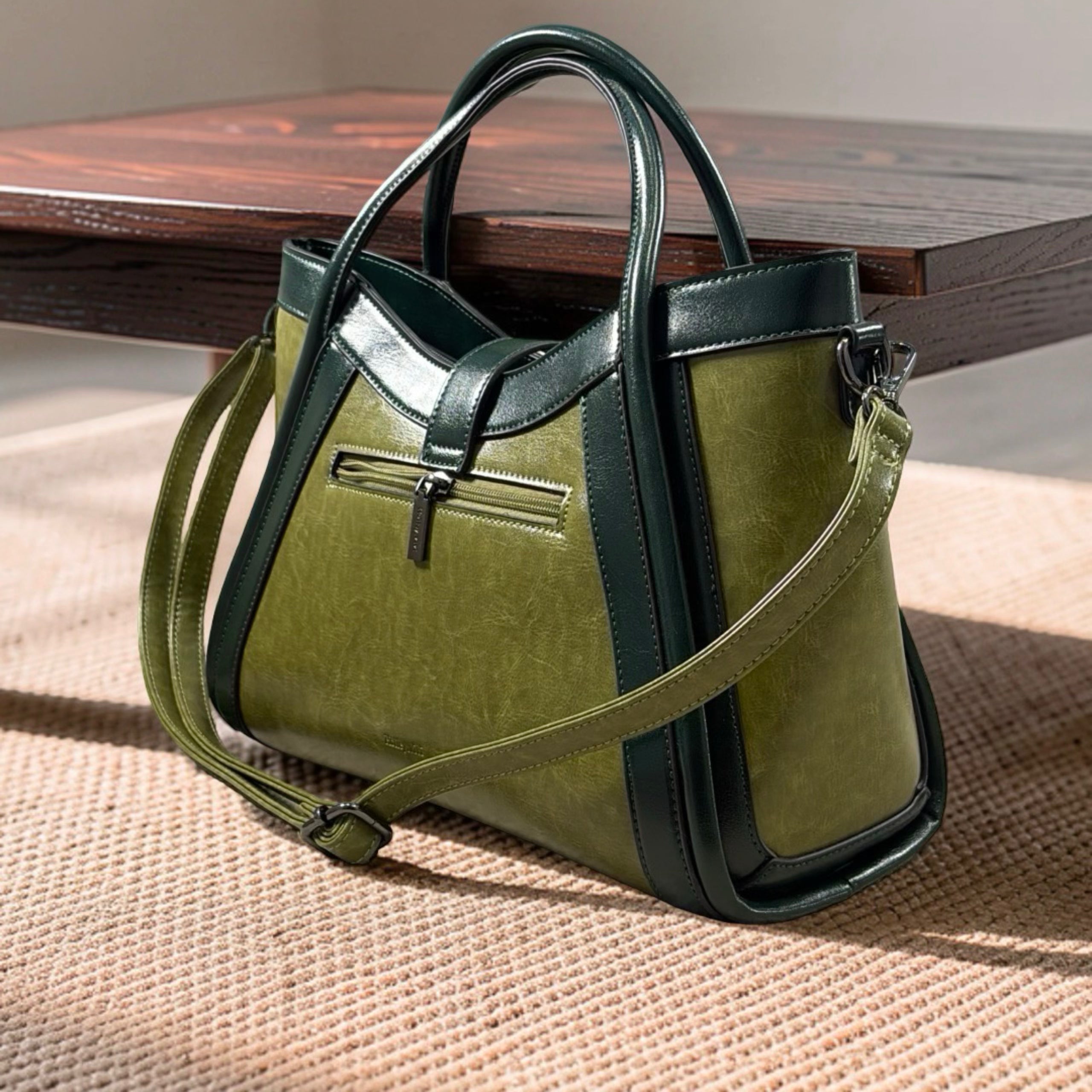 Holley Vivi Two-in One Contrast Color Bag in Green
