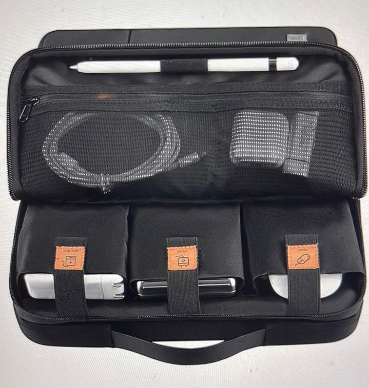 WIWU DOUBLE LAYER LAPTOP SLEEVE BAG IN BLACK