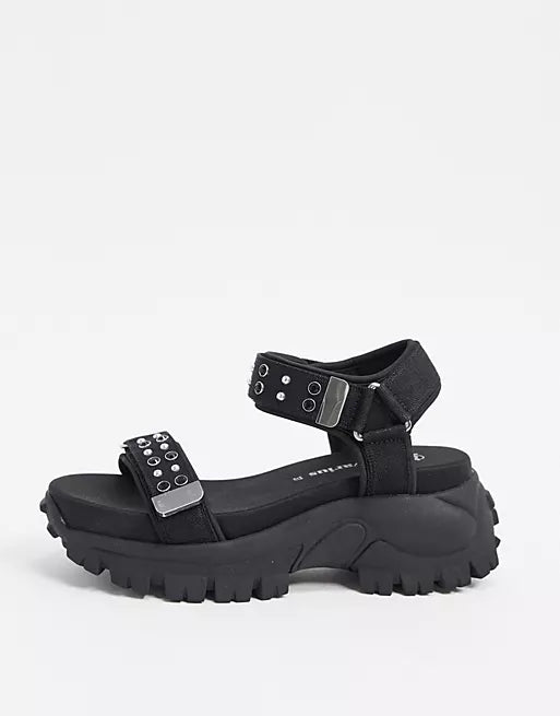 STRADIVARIUS BLACK STUDDED SPORTY SANDAL