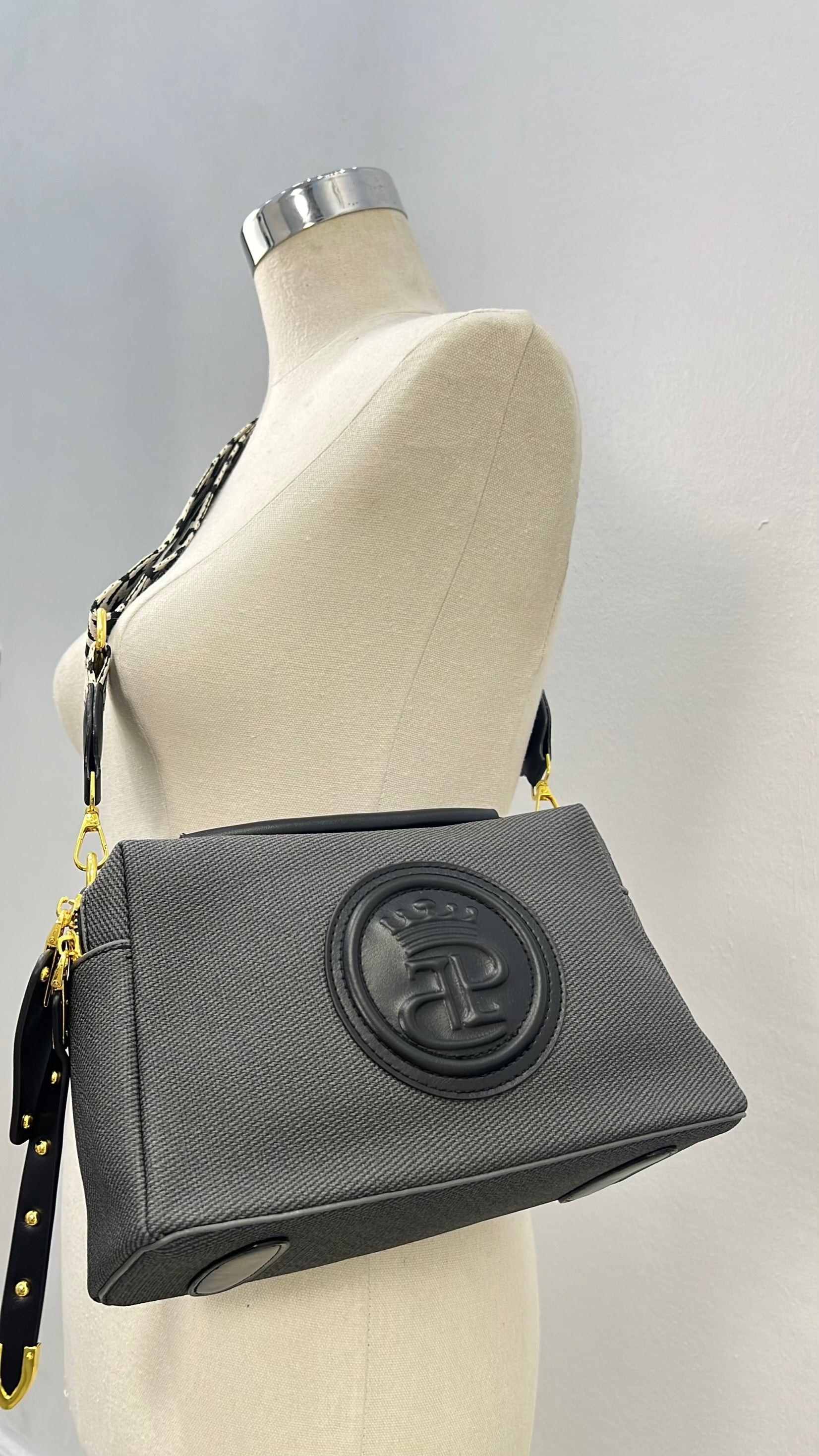 Classic Top Handle Dual Compartment Bag in Black