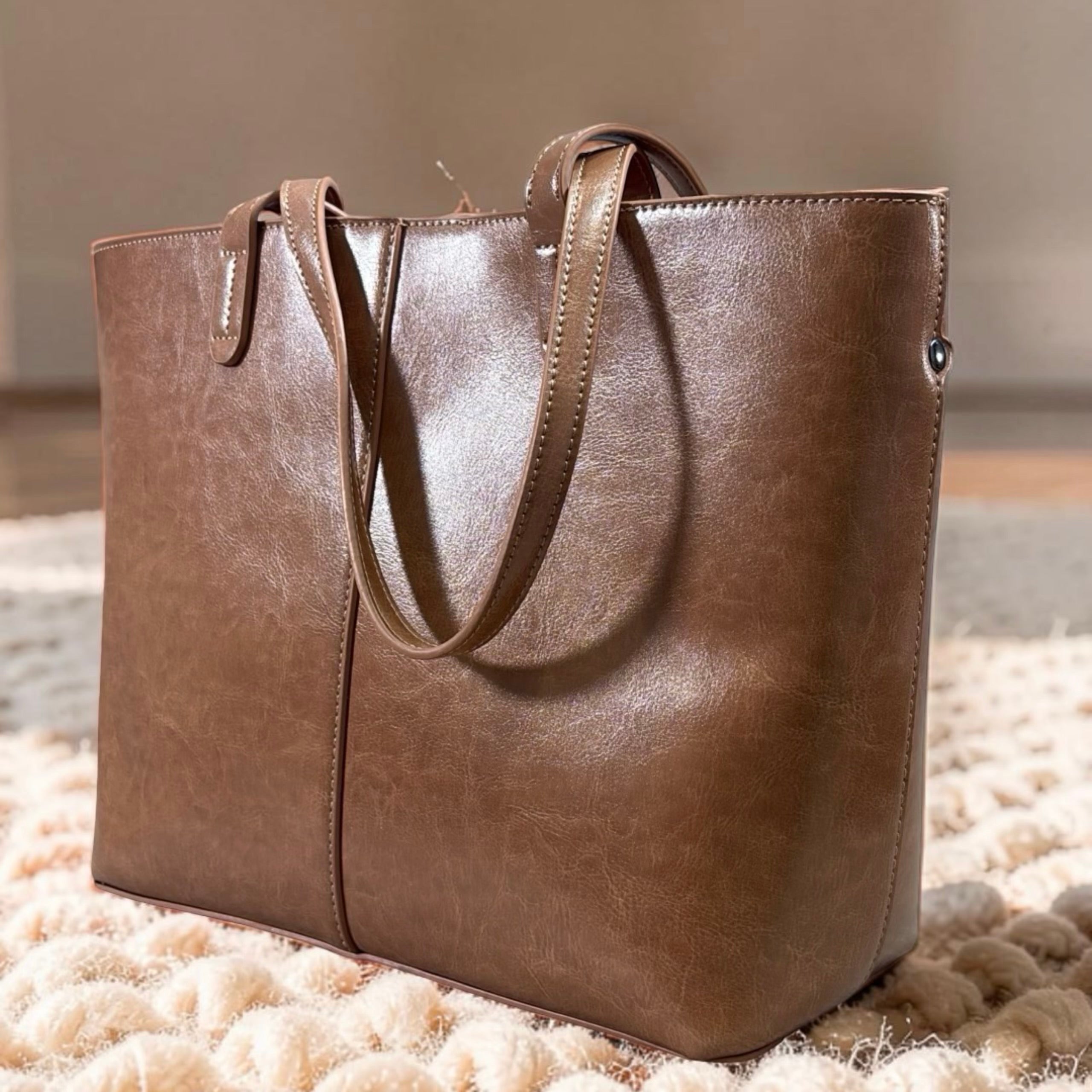 Holley Vivi 2-in-1 Leather Tote Bag in Apricot