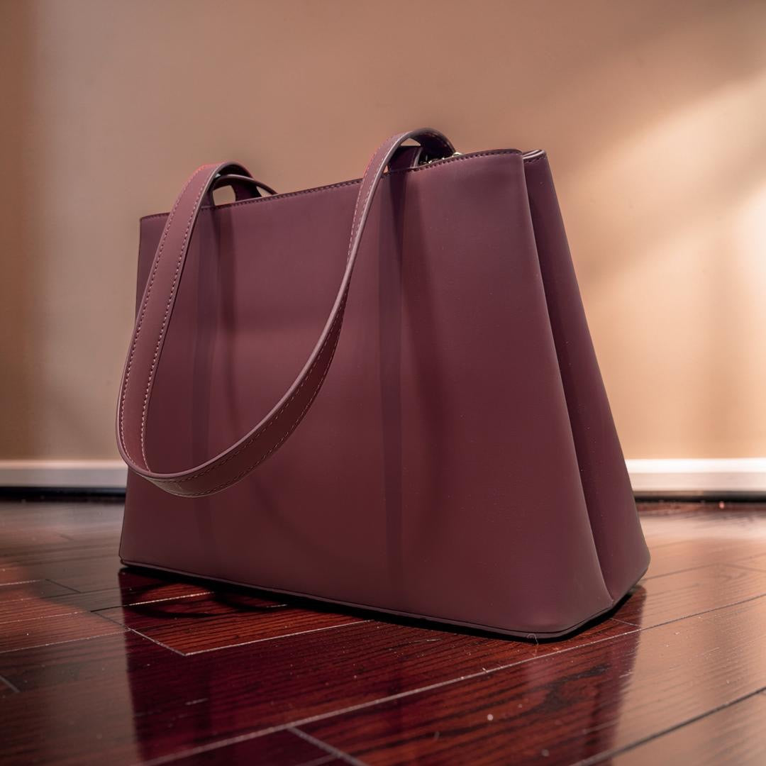 Chrisbella Dual Compartment Shoulder Bag in Burgundy