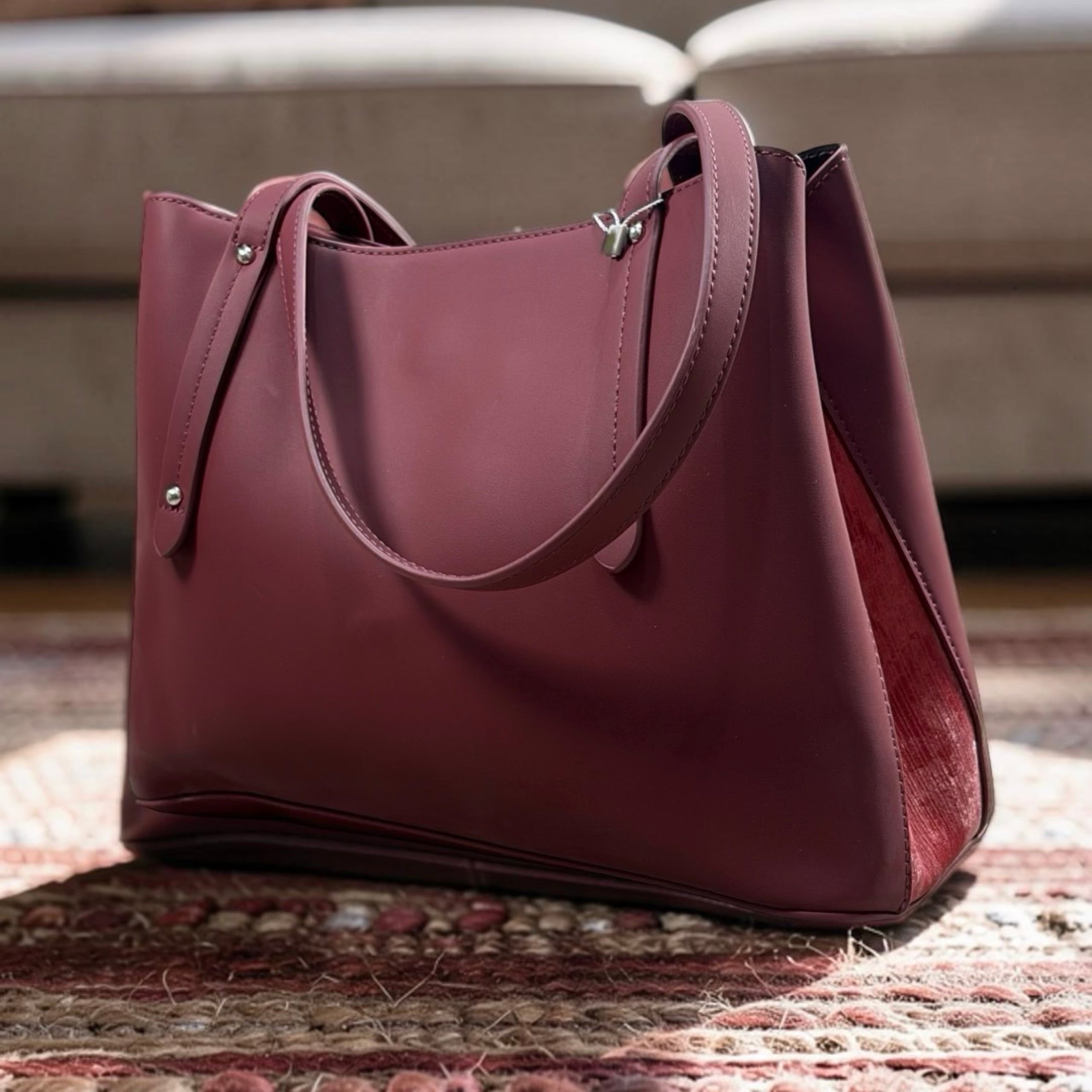 Chrisbella Triple Compartment 2-in-1 Shoulder Bag in Wine