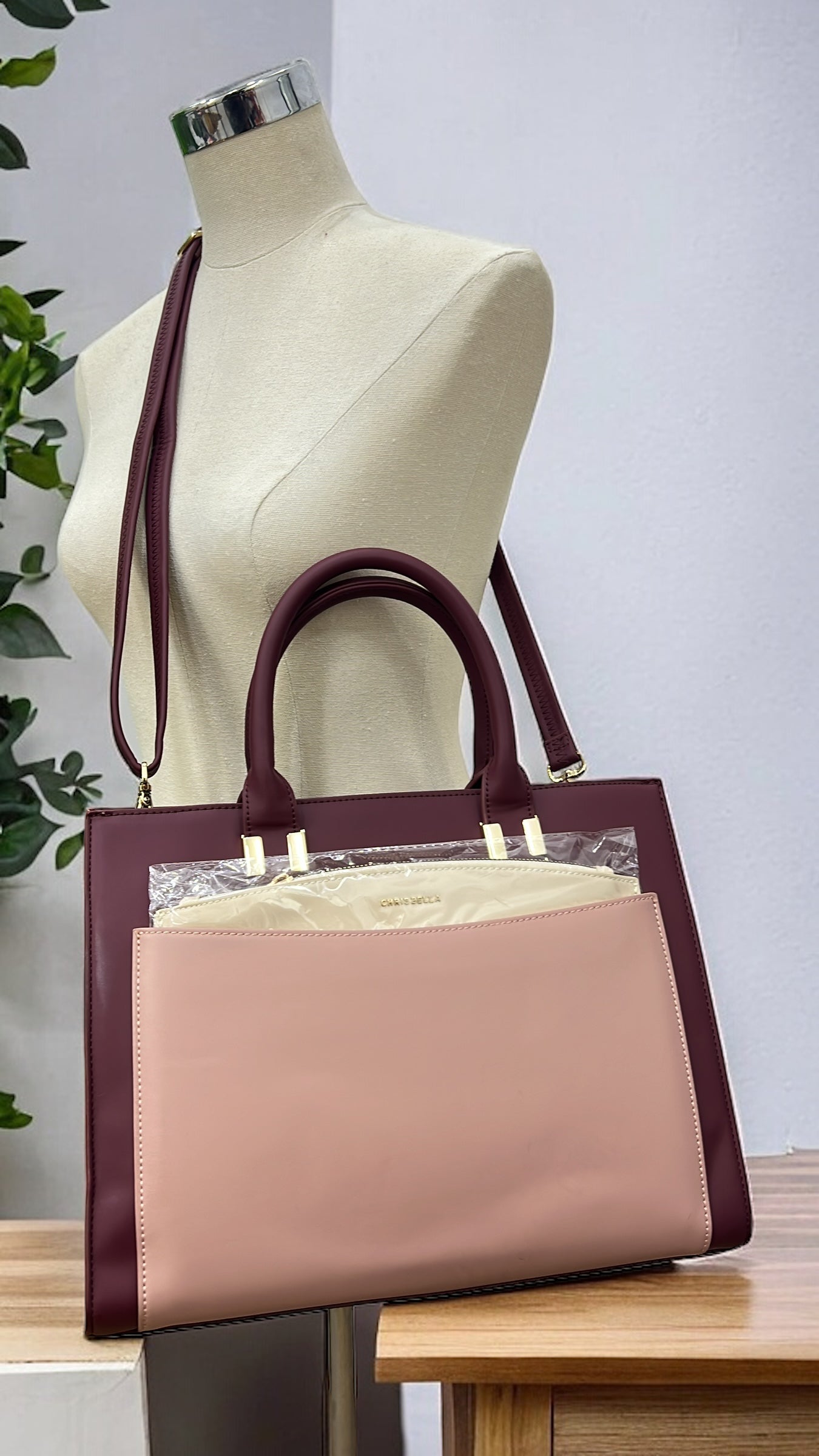 CHRISBELLA TWO-TONE BAG WITH REMOVABLE POCKET IN MAROON