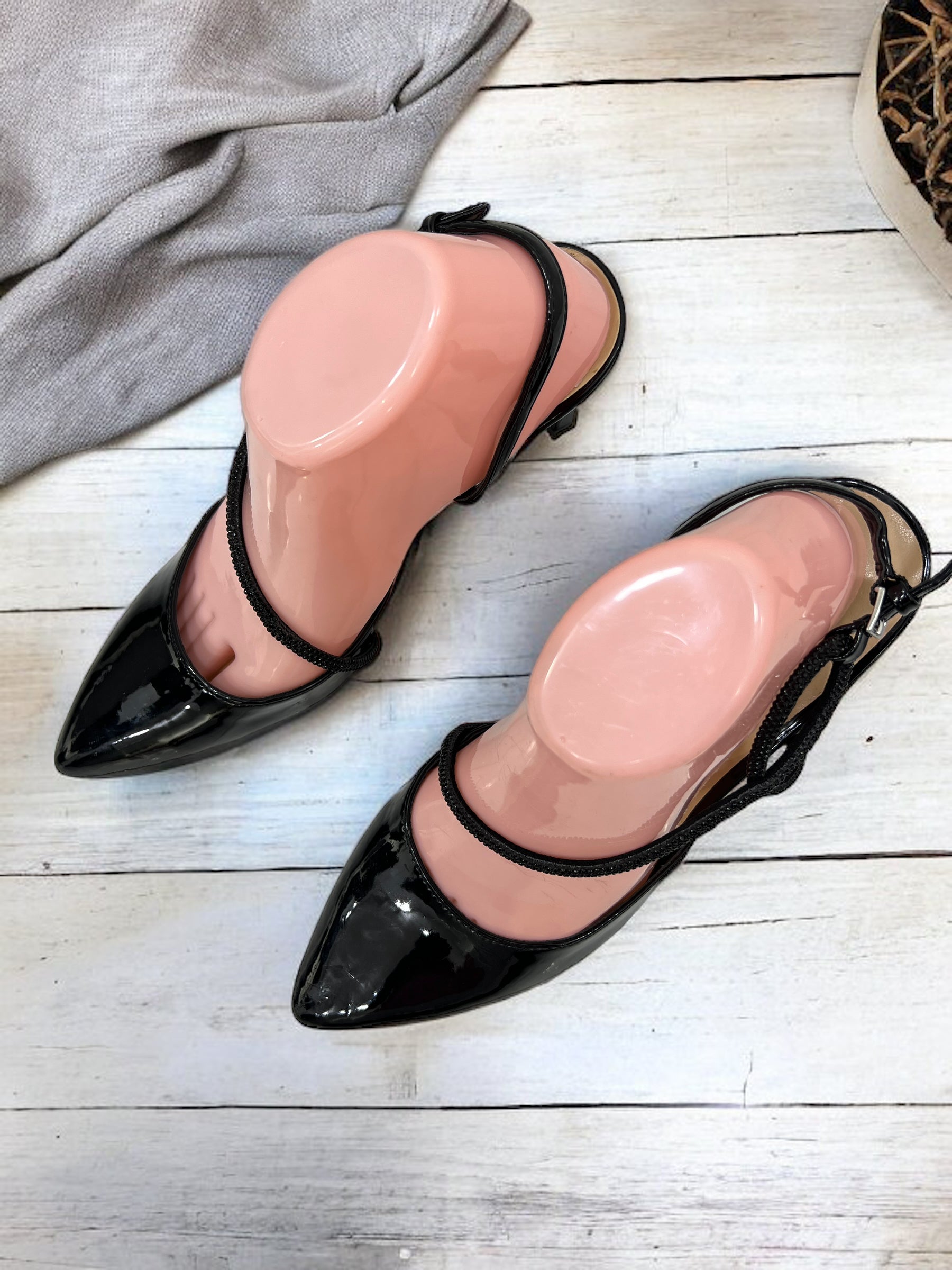 Unisa slingback best sale