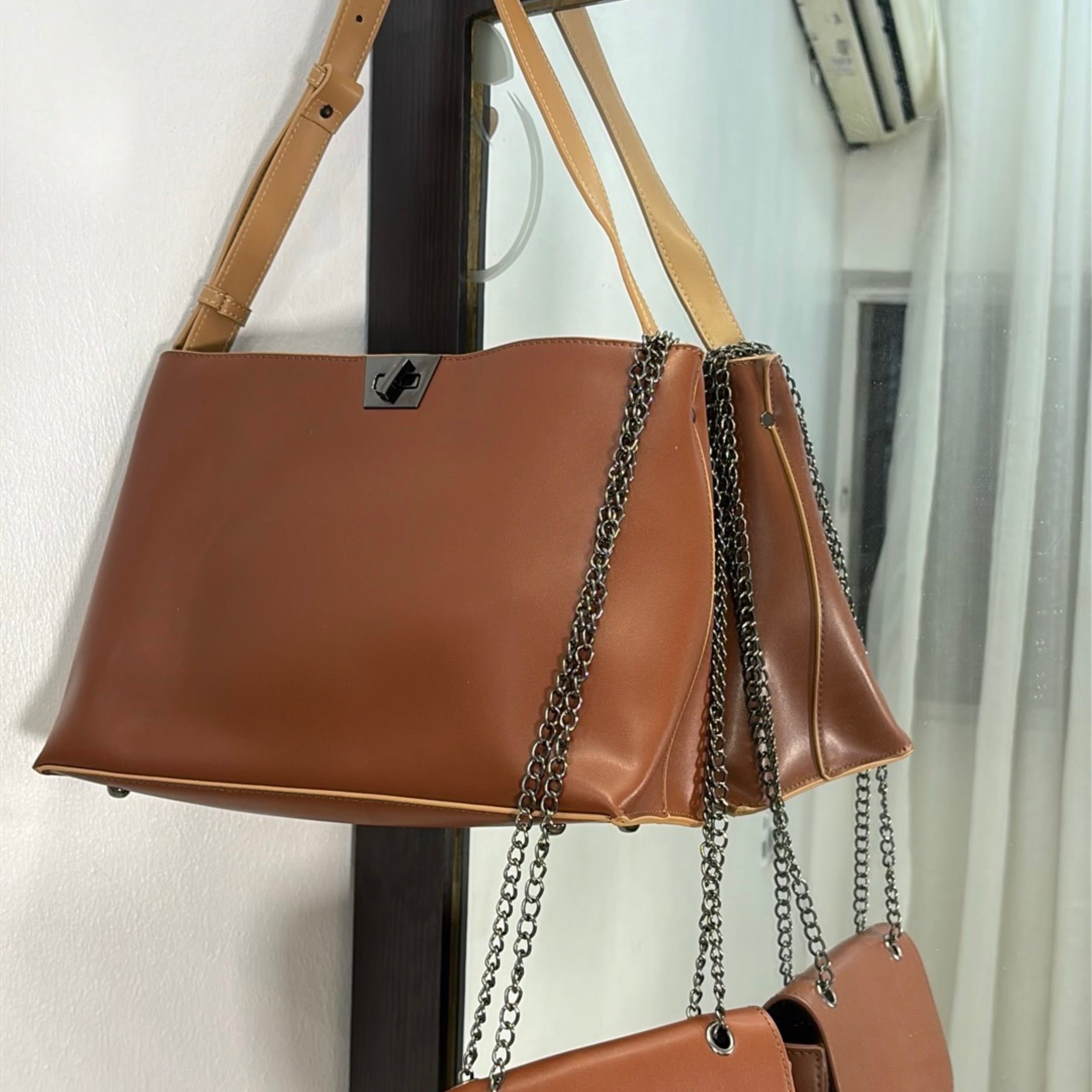 Holley Vivi Single Shoulder Strap 2-in-1 Bag in Coffee/Apricot