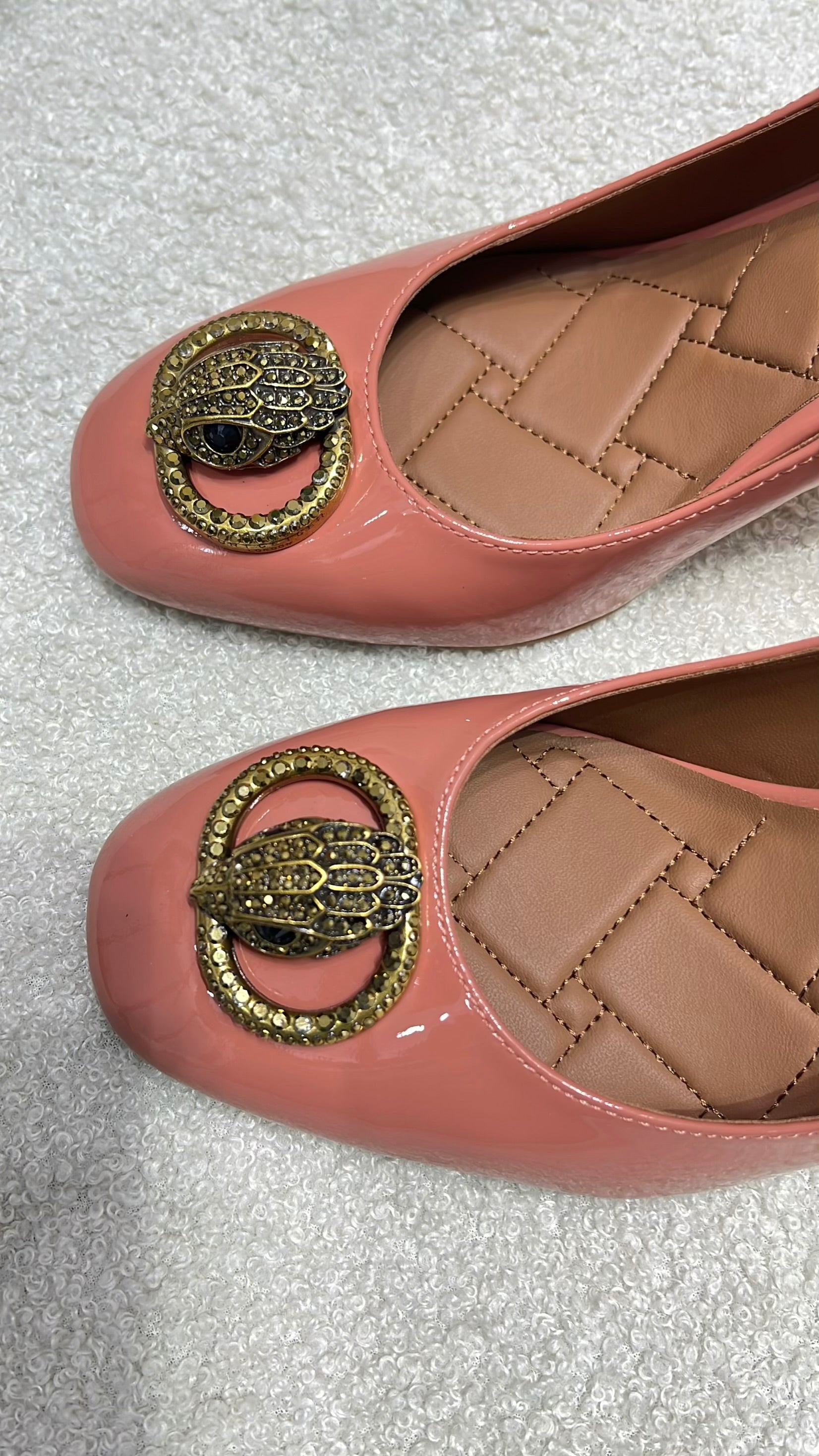 Kurt Geiger London Round Toe Court Heels in Pink