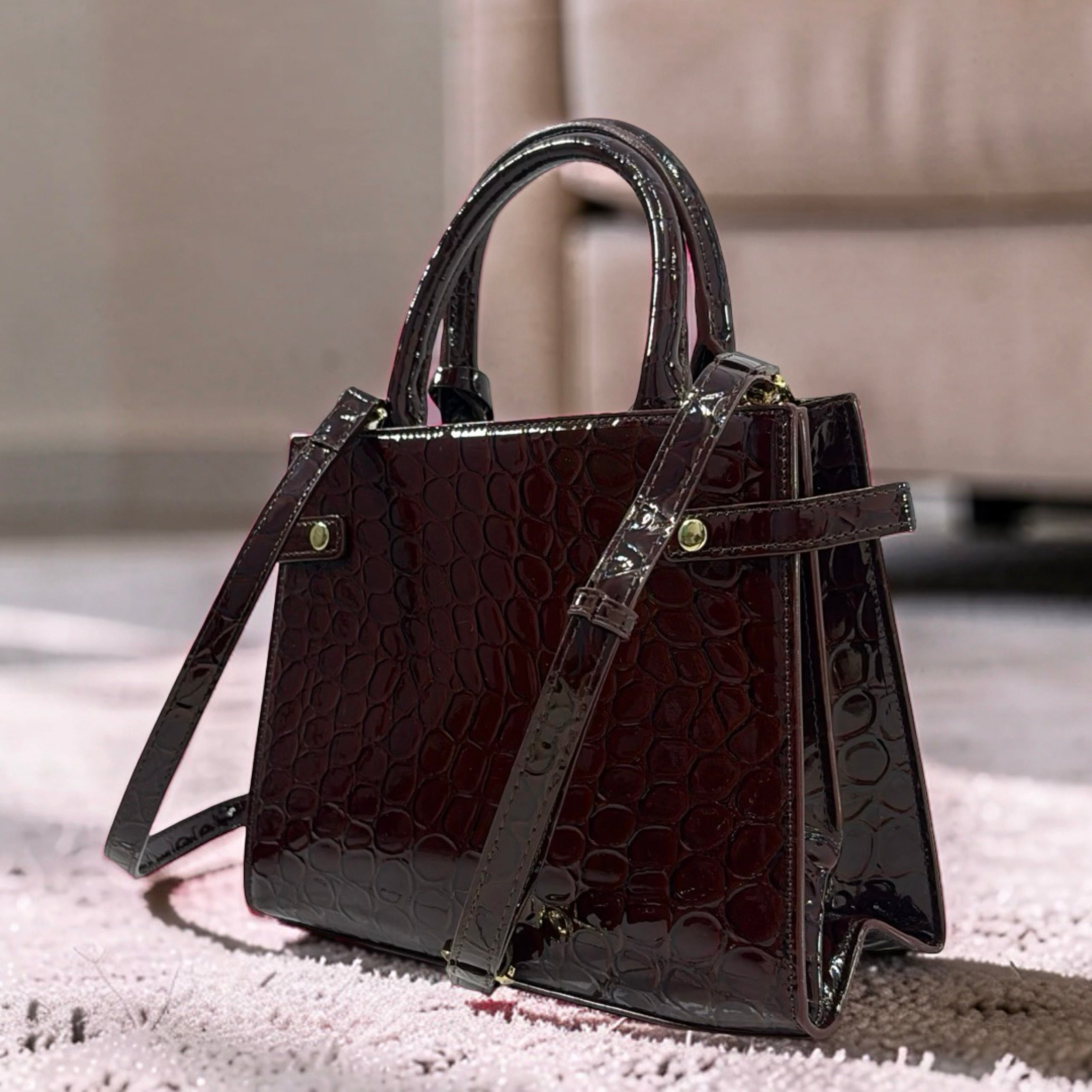 Versse Structured Leather Faux Croc Skin Bag in Coffee