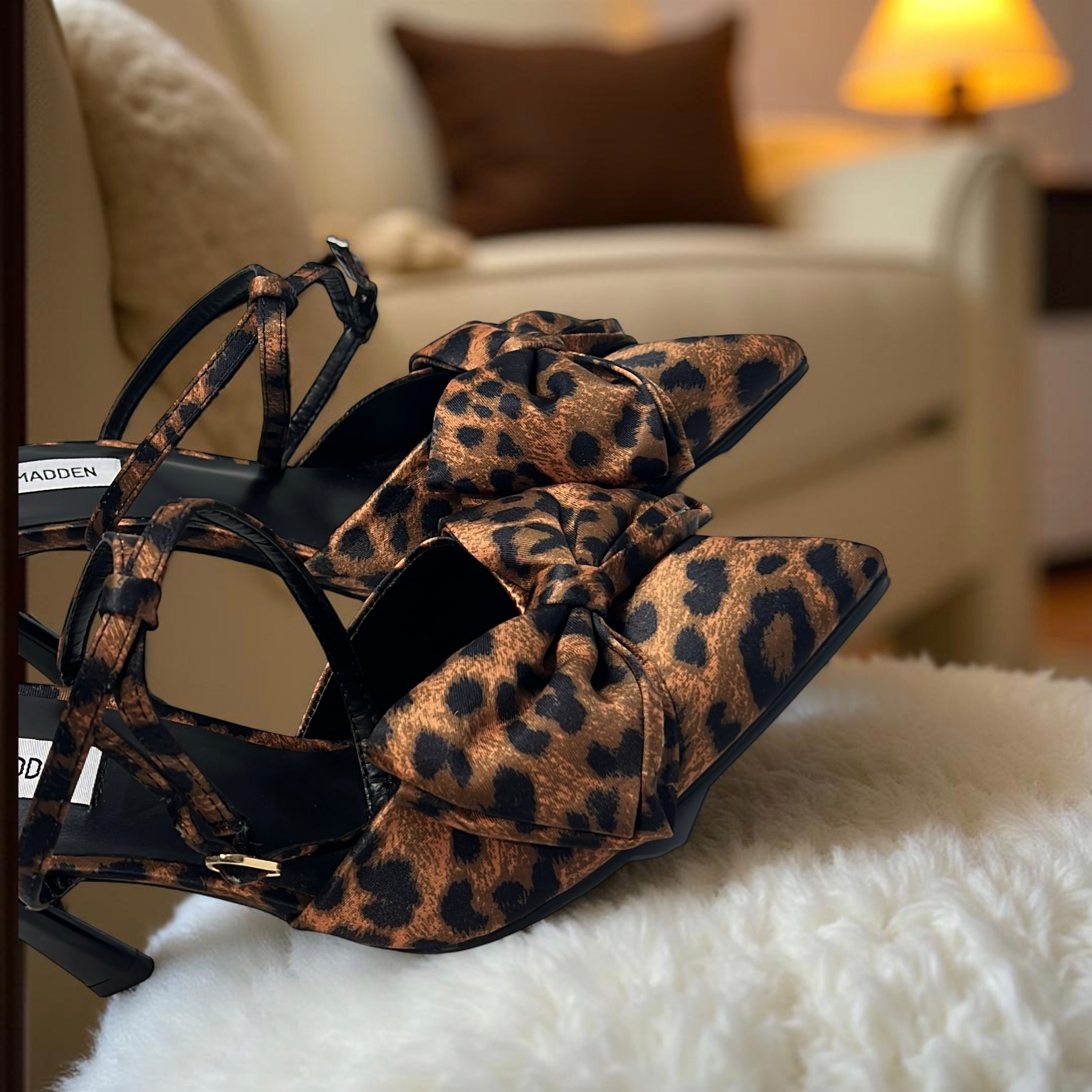 Steve Madden Animal Print Bow Detail Pointed Toe Pump in Brown