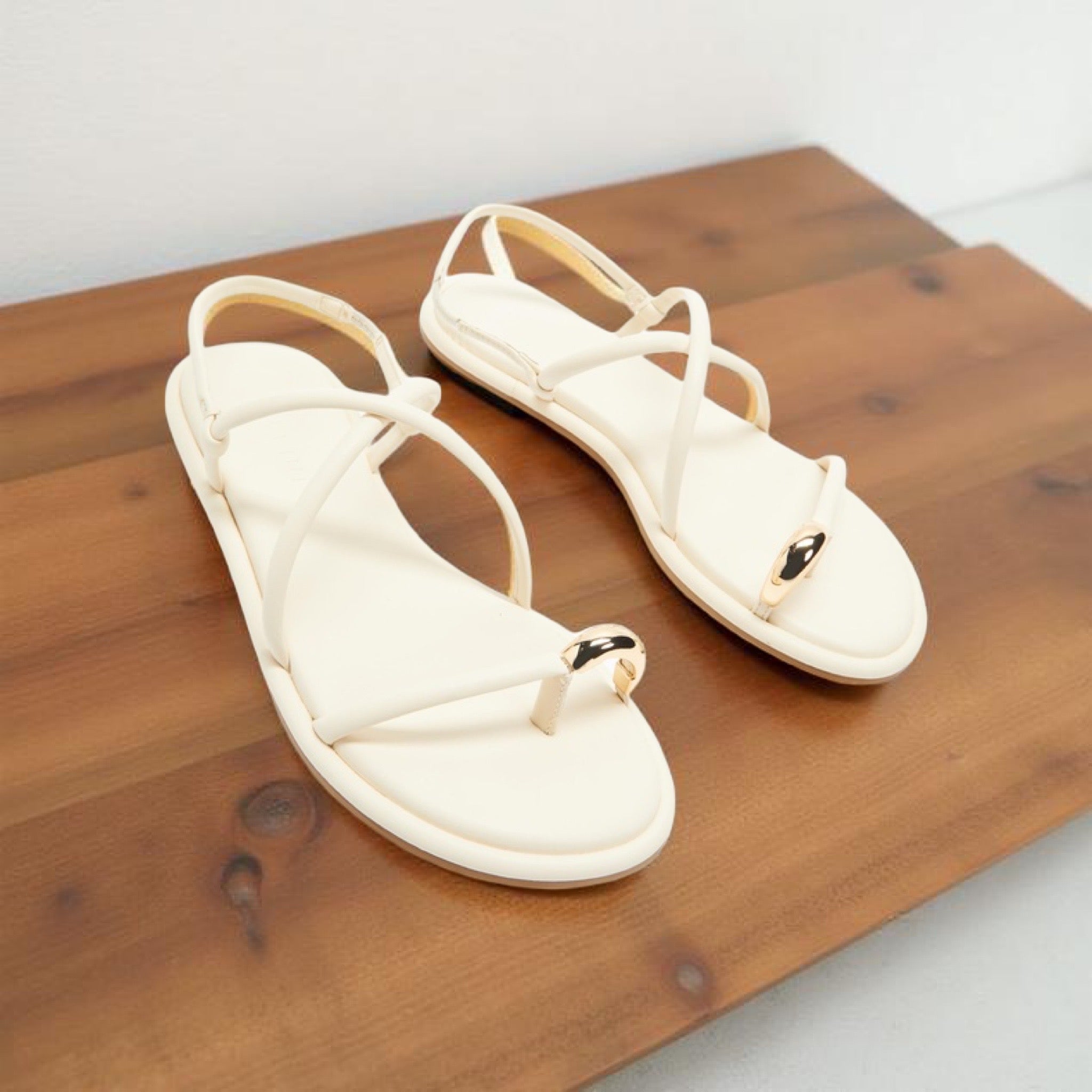 Billiani Gold Toe- Ring Sandal in Off White