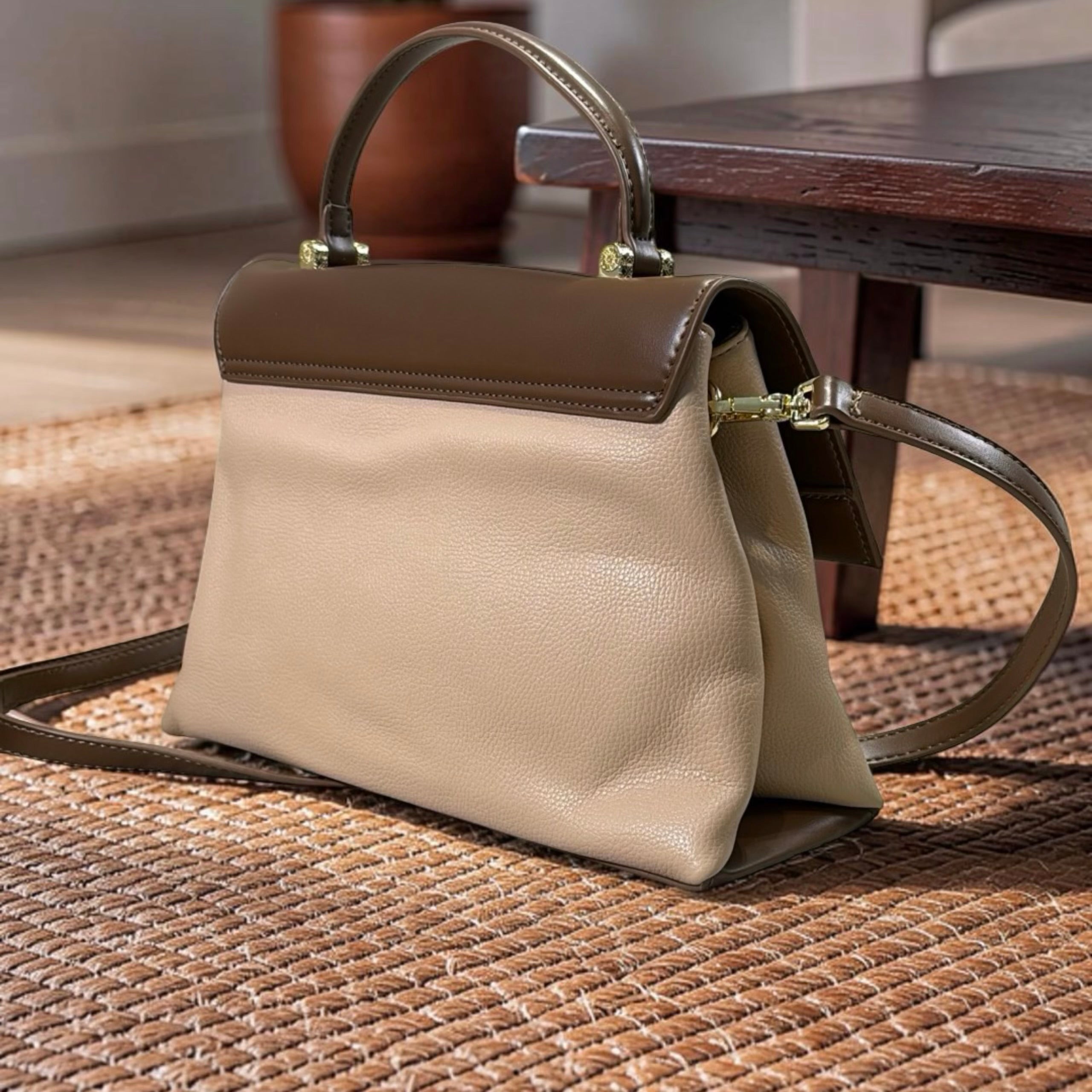 Versse Top Handle Flap Closure Bag in Coffee