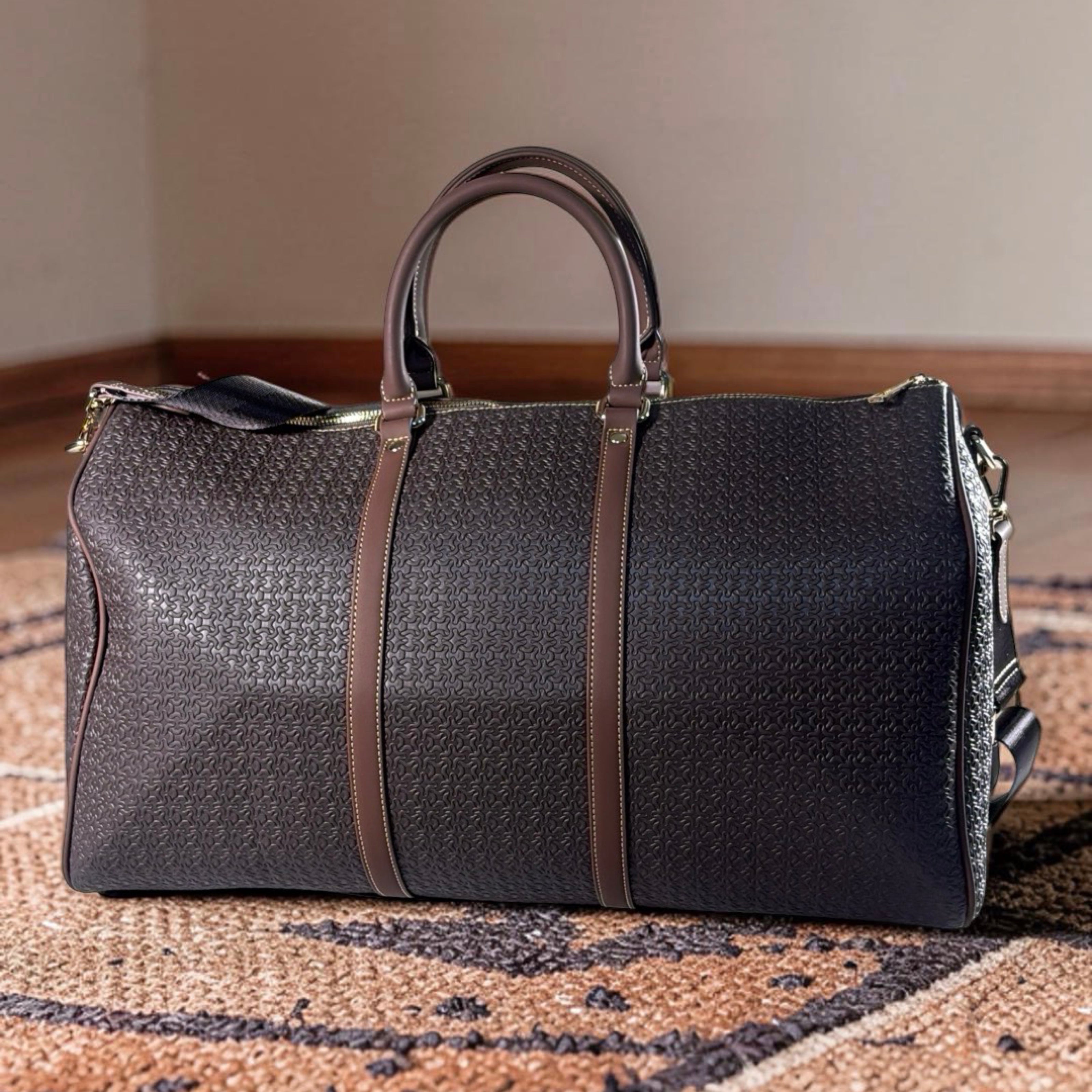 Chrisbella Hand Luggage Travel Bag in Coffee