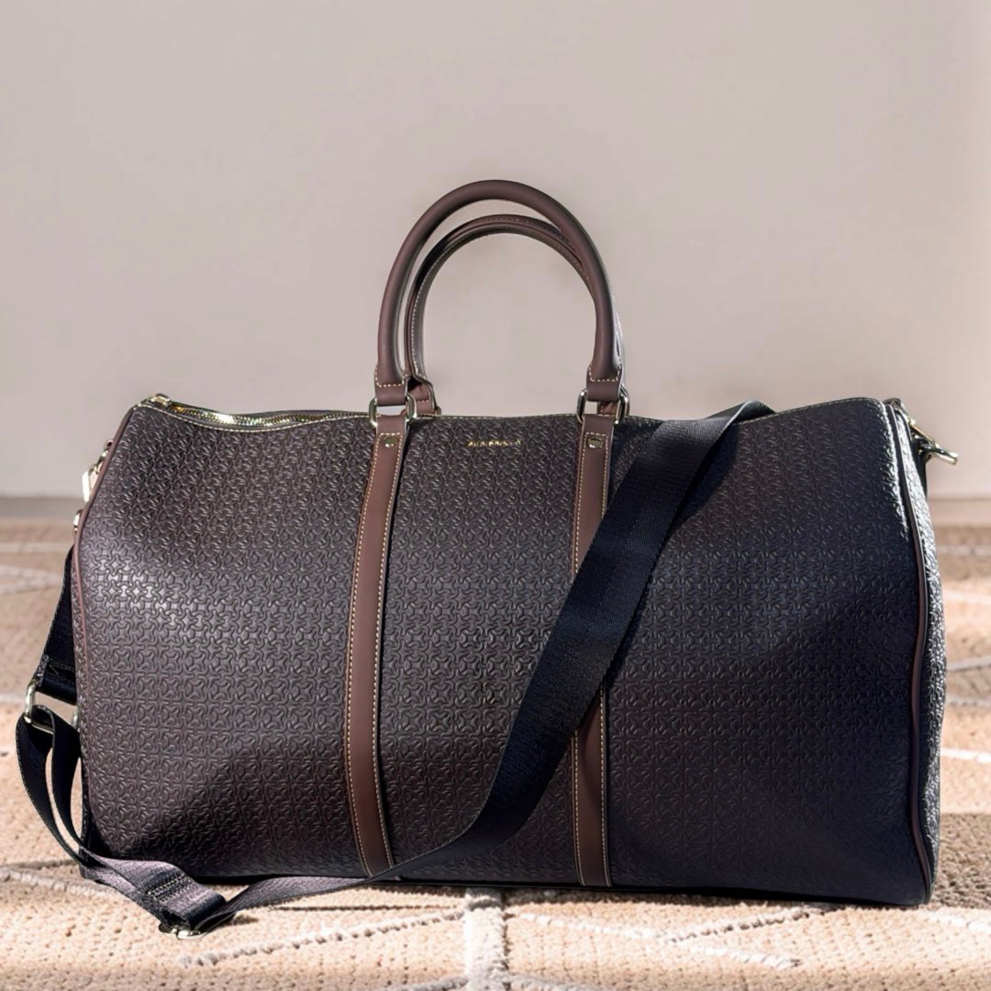 Chrisbella Hand Luggage Travel Bag in Coffee