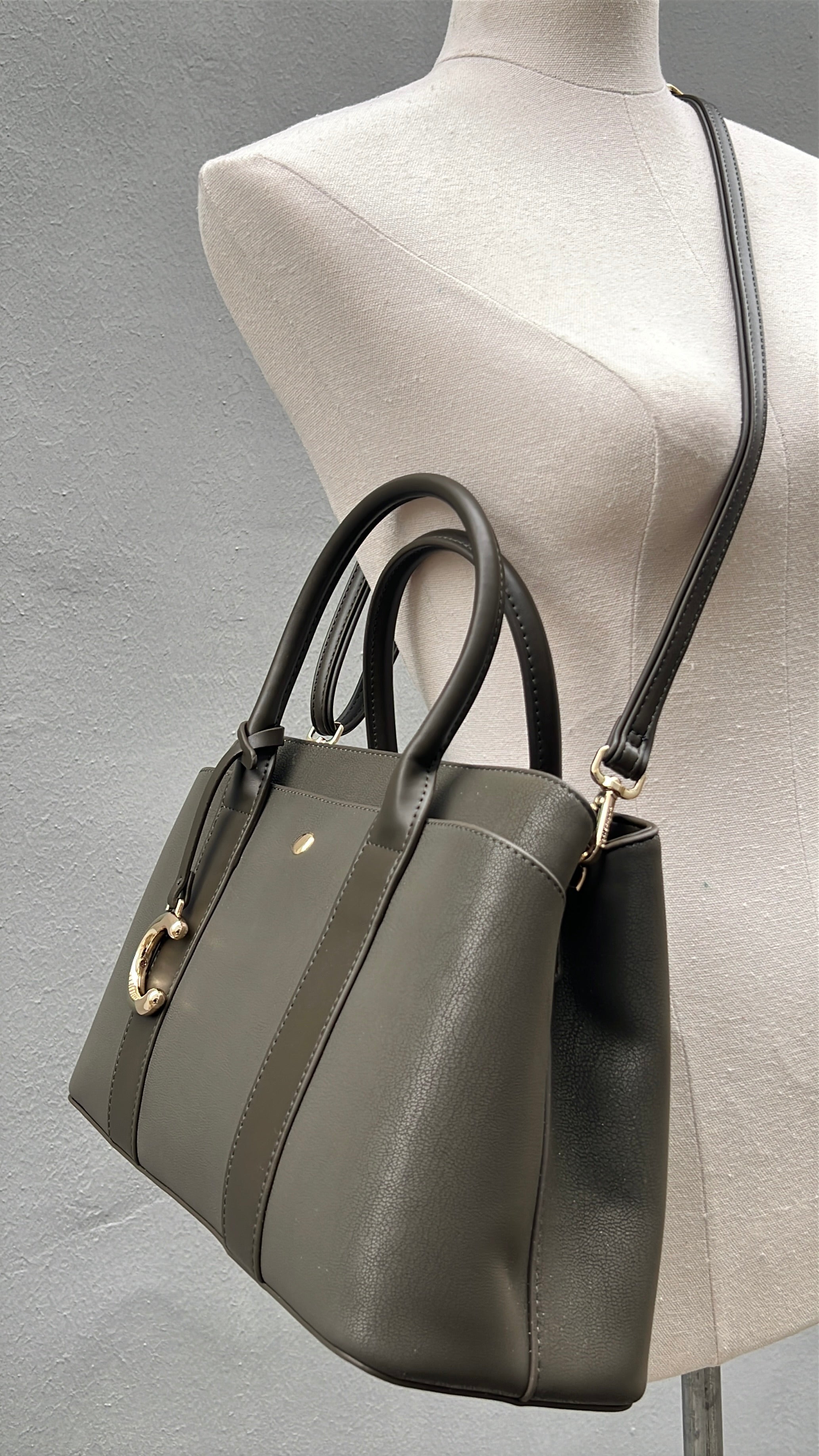 Chrisbella Medium Double Handle Bag in Green