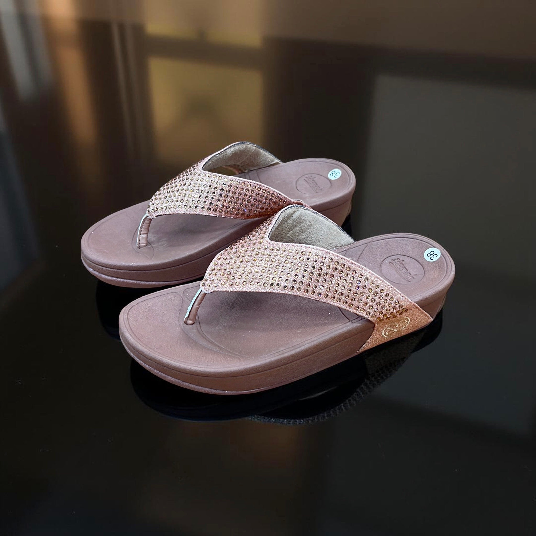 Step & Shape Embellished Strap Slippers In Rosegold