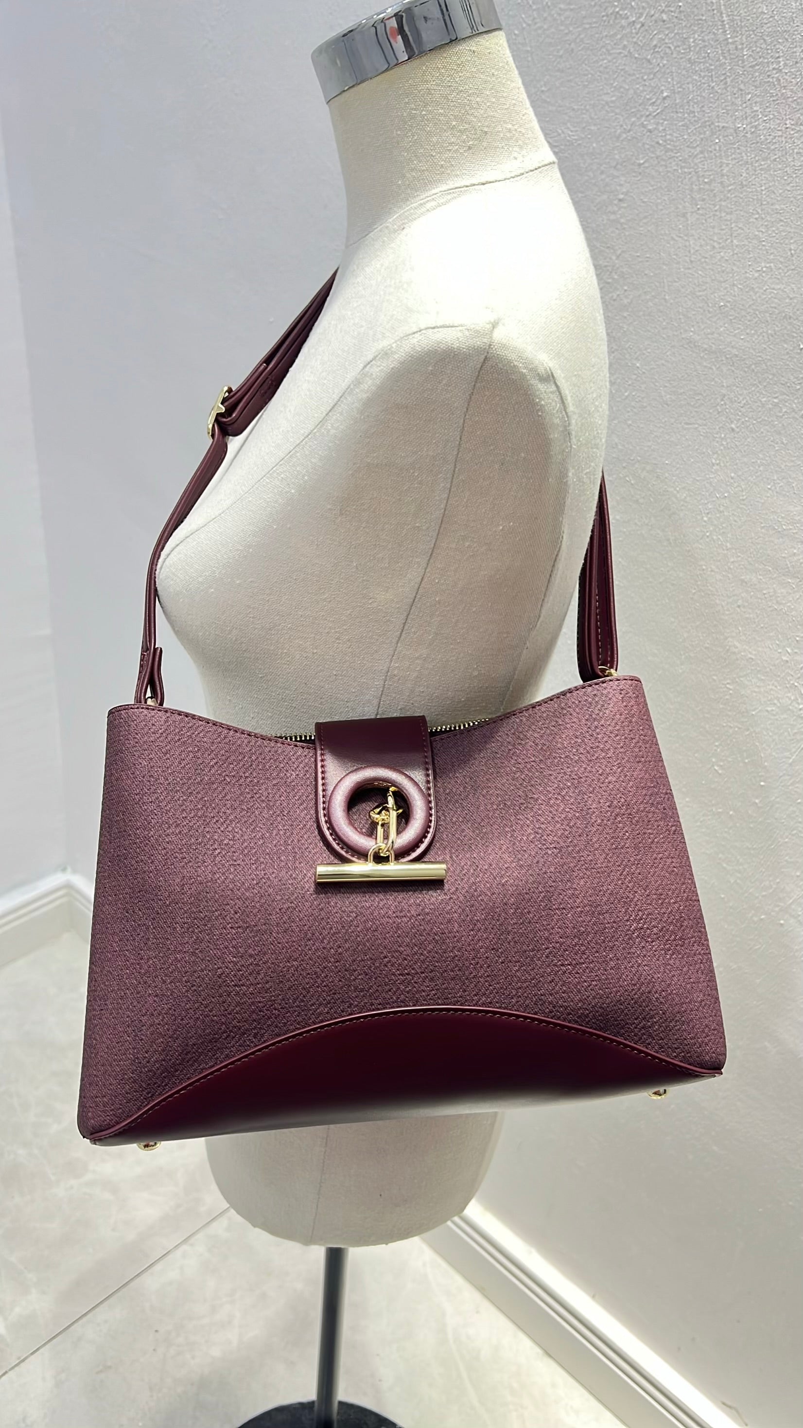 Chrisbella Contrast Leather Triple Compartment Bag in Wine