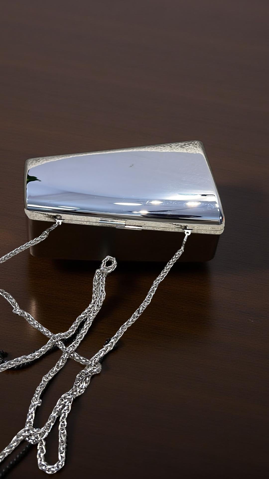 Classic Metallic Magnetic Clasp Slanted Clutch Purse in Silver