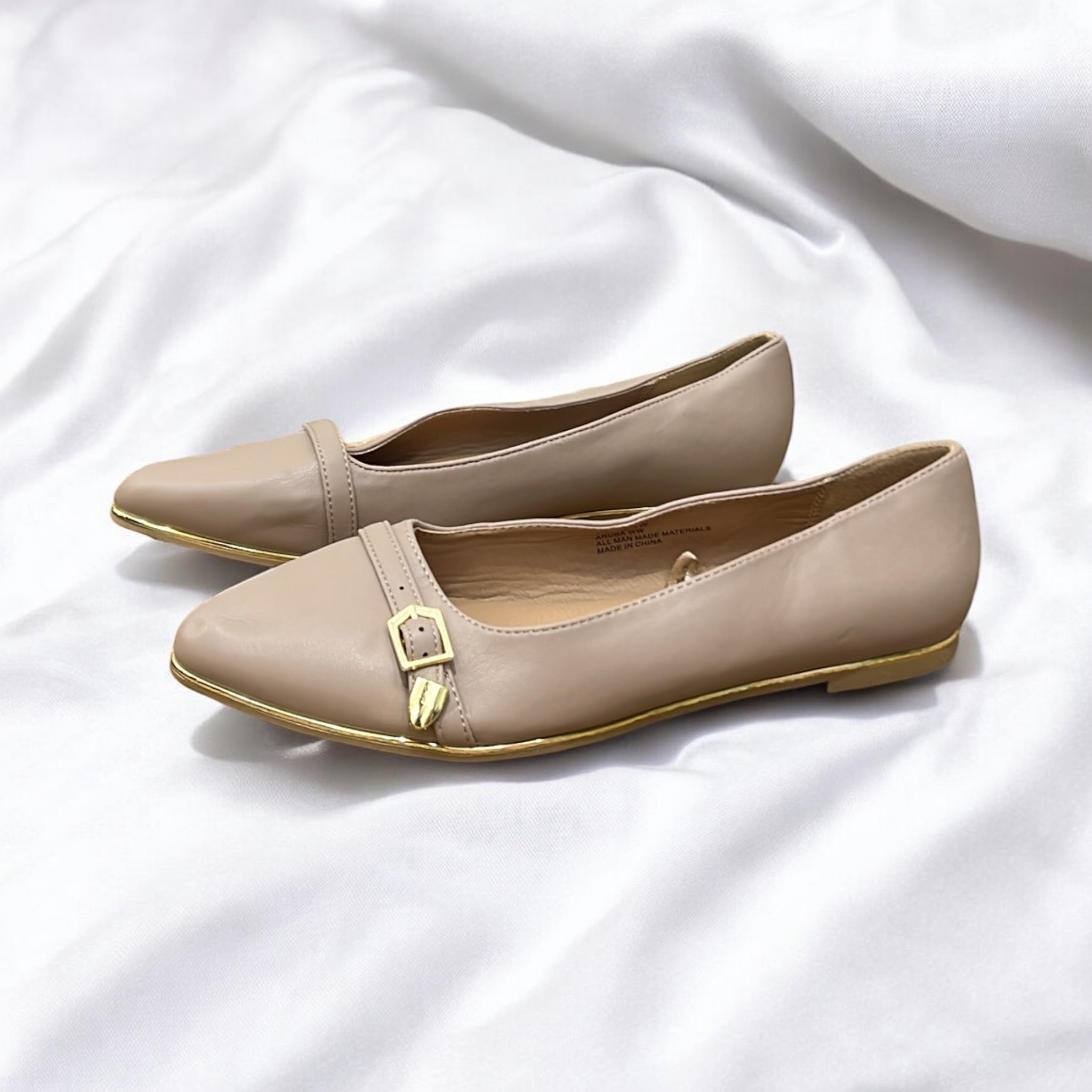 REPORT BUCKLE DETAIL FLAT SHOES IN BLUSH