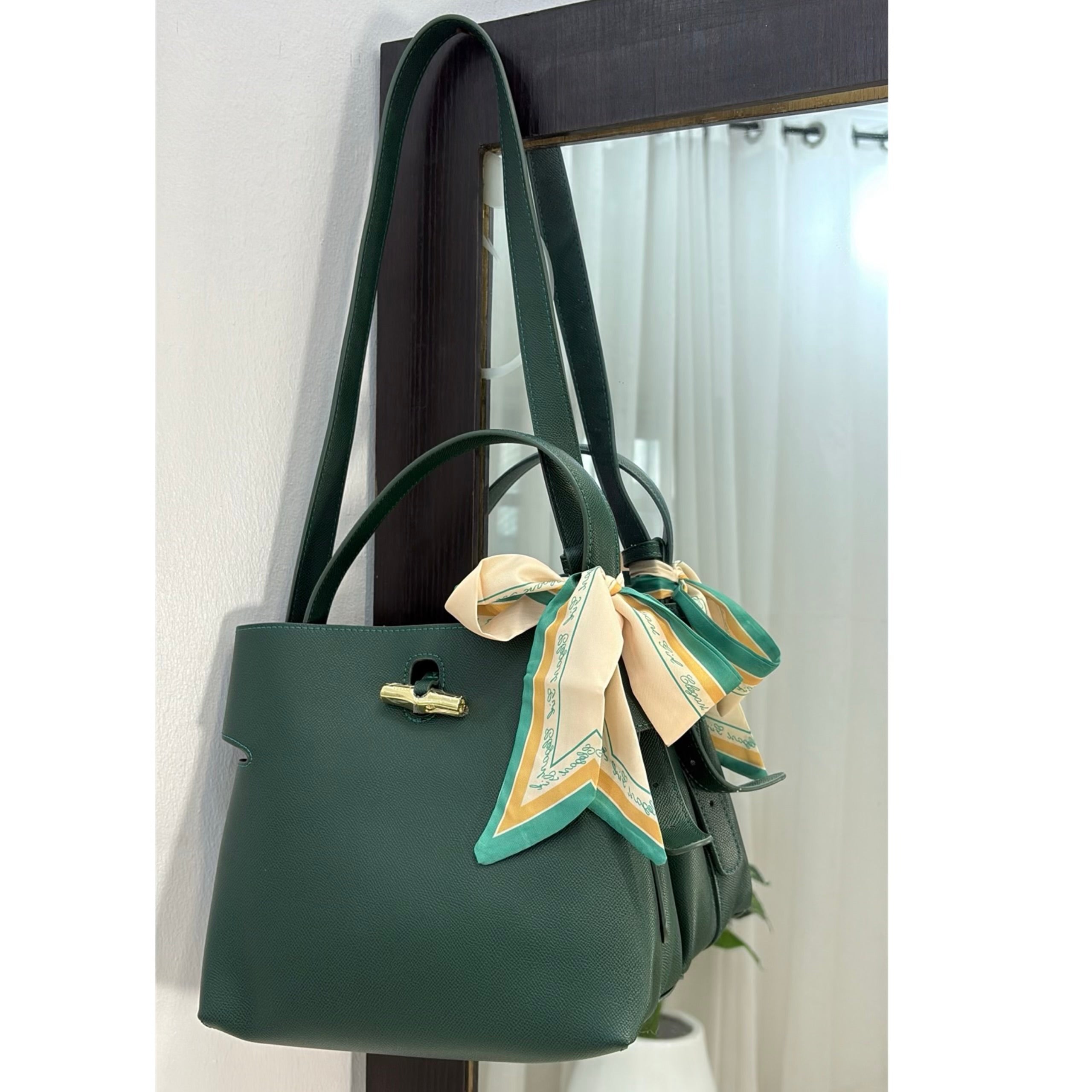 Versse Leather Bucket Bag in Green