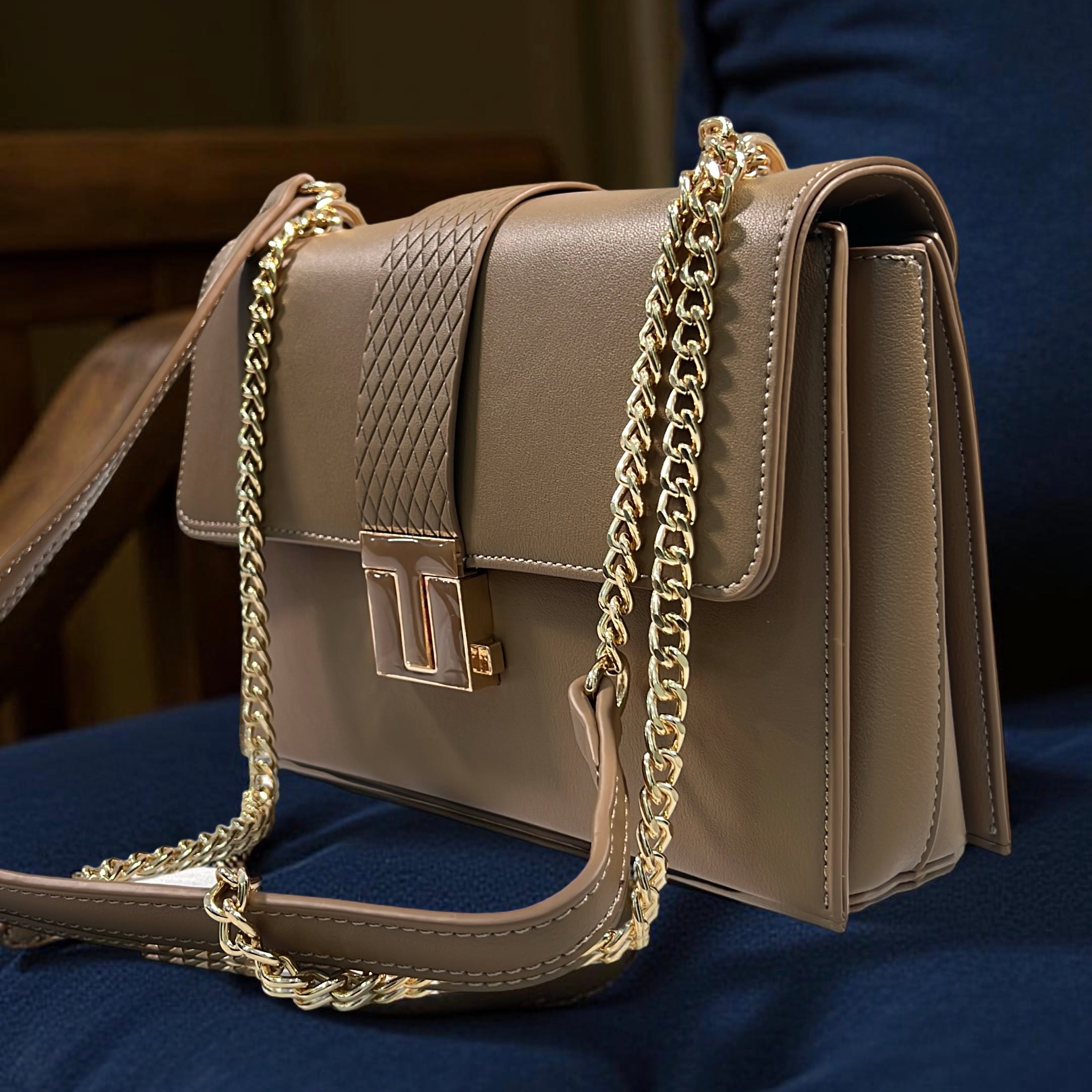 Bagco Slingback with Chain Straps in Beige