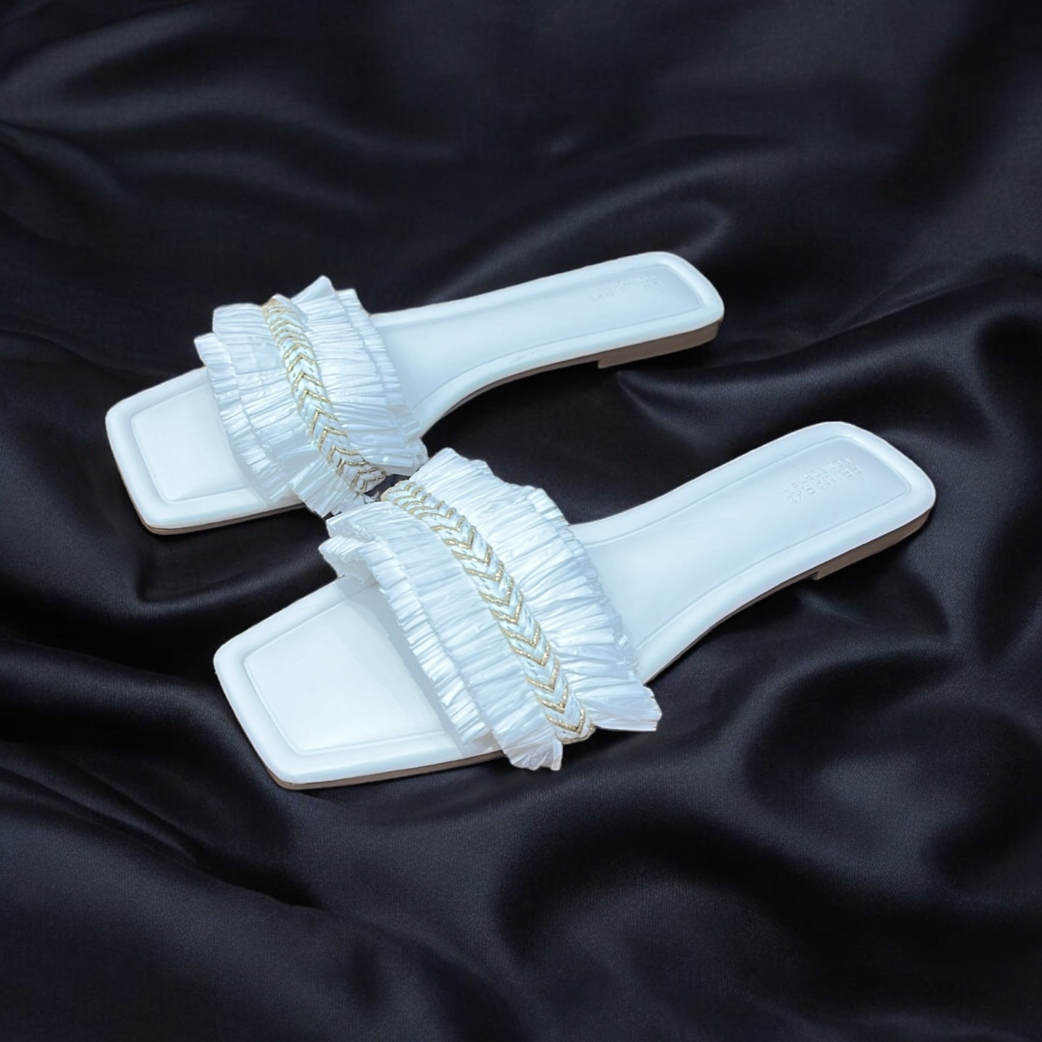 PRIMARK FAUX RAFFIA FRINGE SLIDE IN WHITE