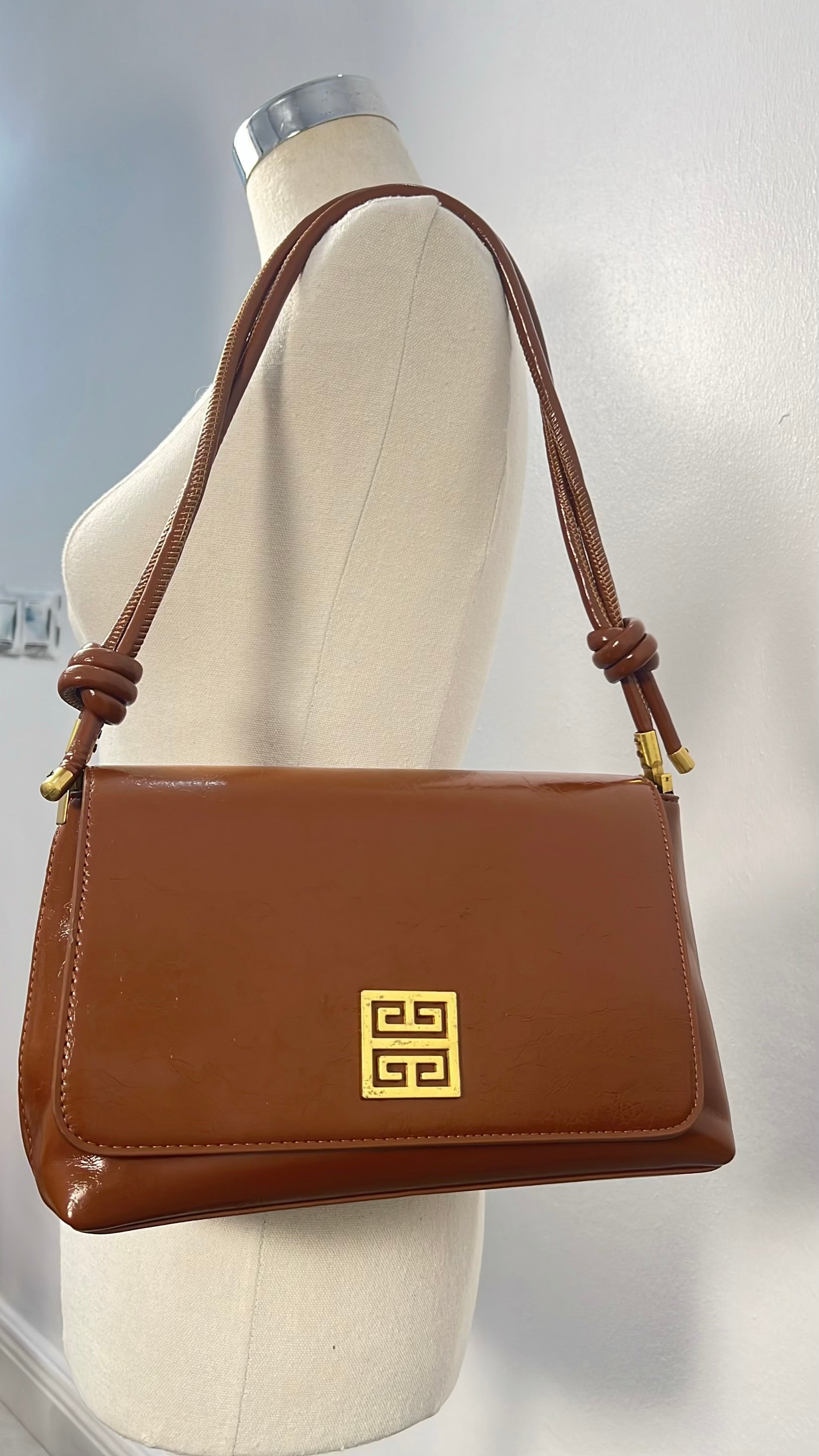 Leather Knot Handle Bag in Tan