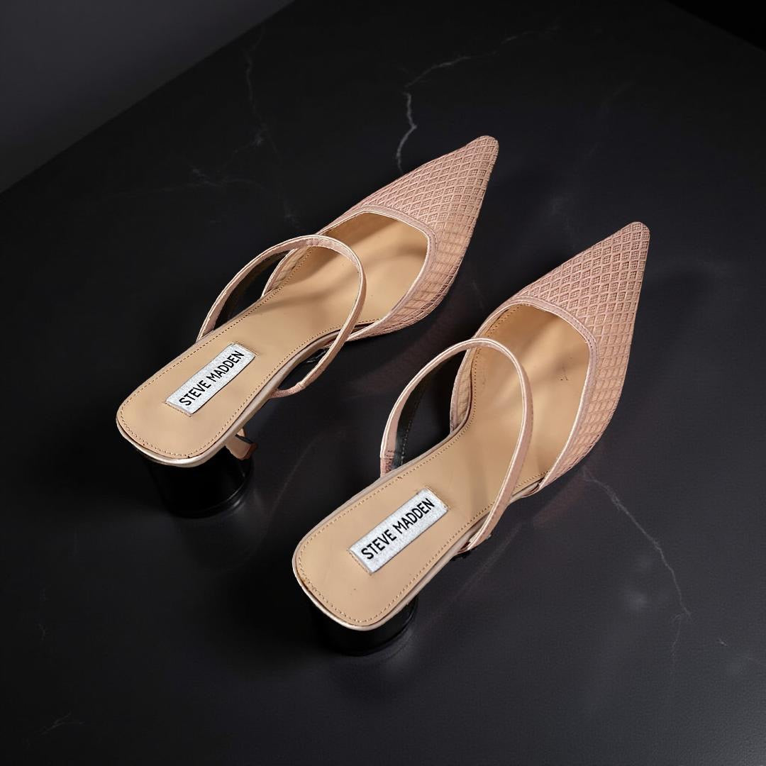 Steve Madden Pointed Toe Mesh Mule in Blush