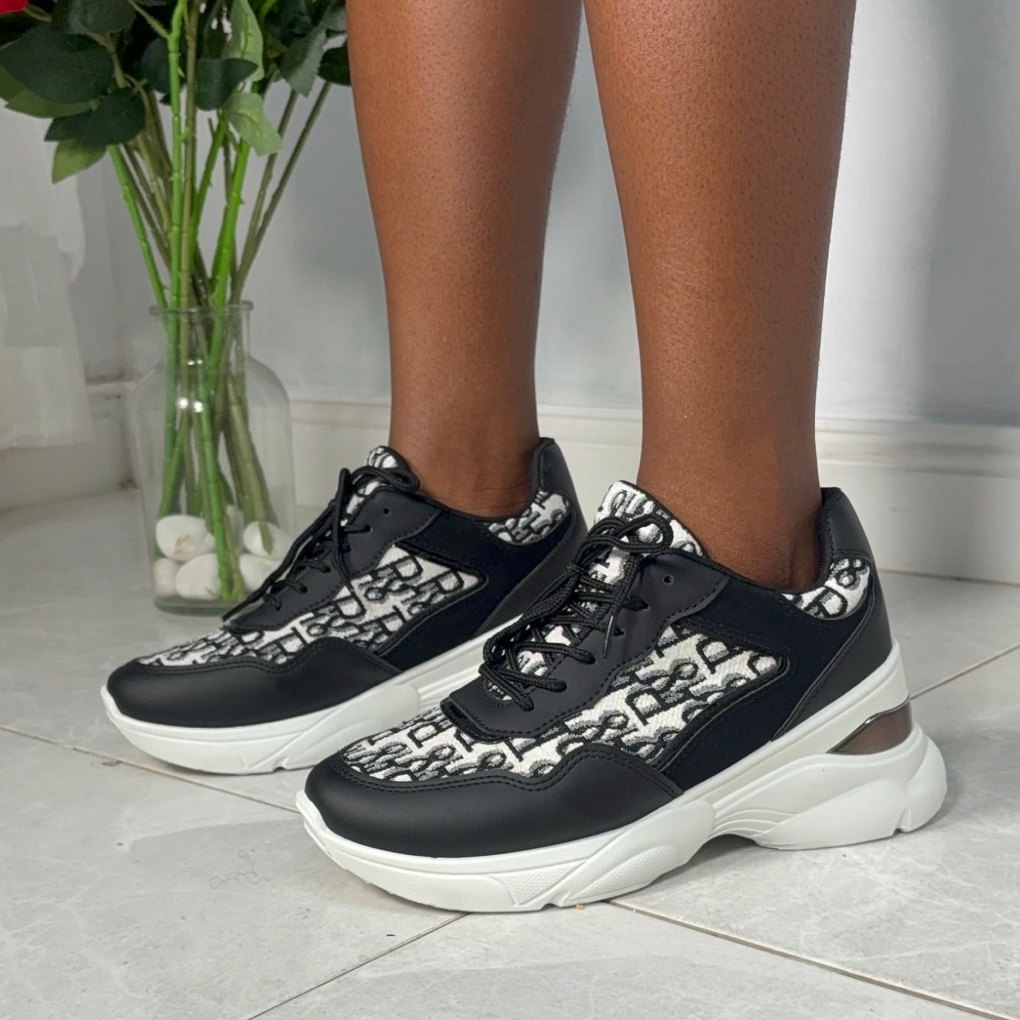 The Metro Sneakers in Black Pattern