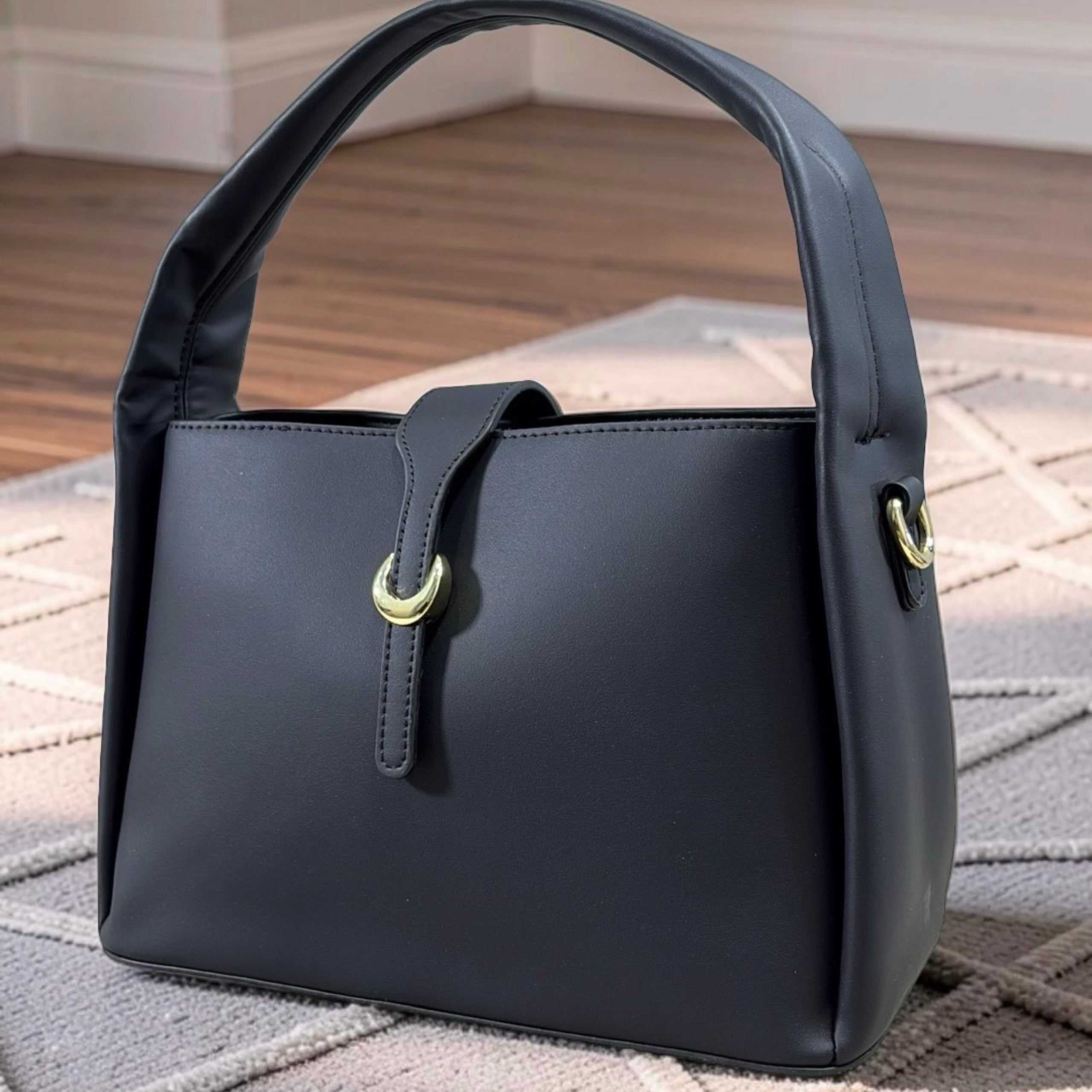 Holley Vivi Two-Tone Design Shoulder Bag in Black