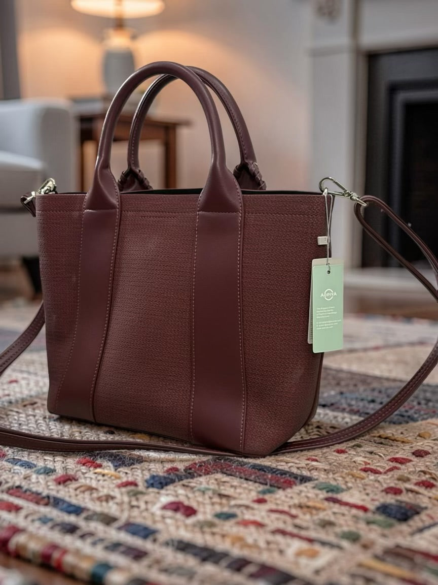 Chrisbella Detail Handle Bag in Wine
