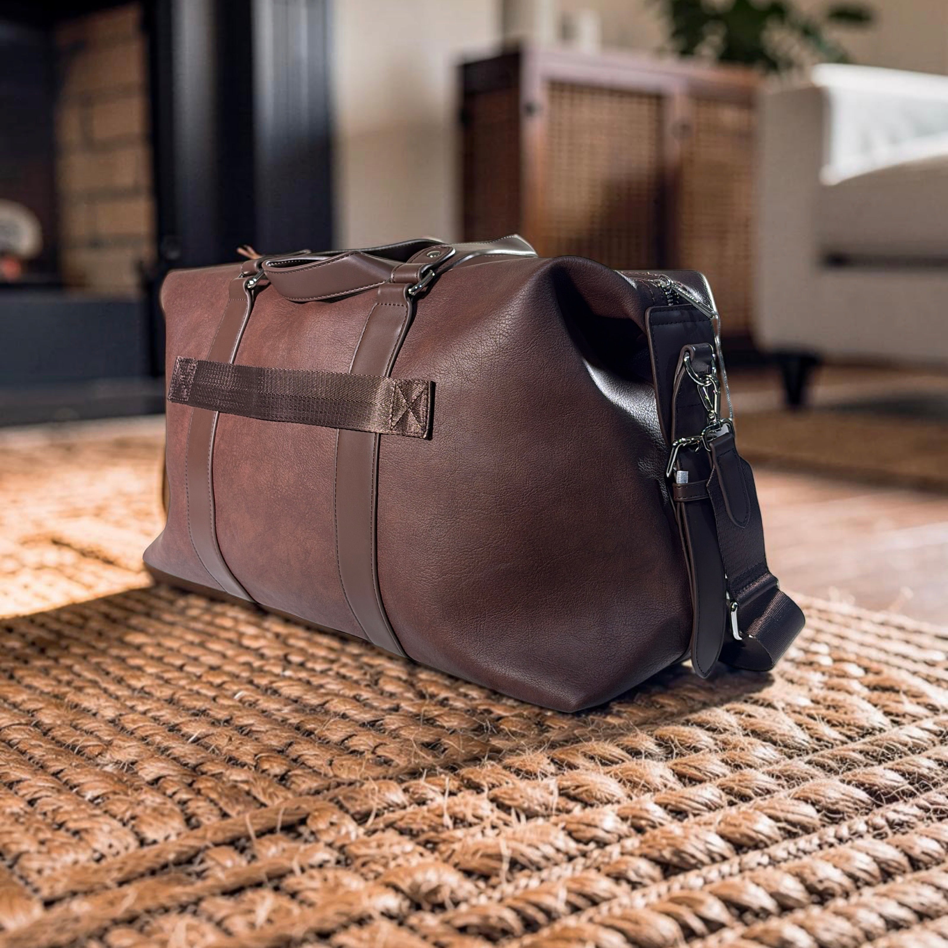 Chrisbella Leather Zip Design Travel Bag in Coffee
