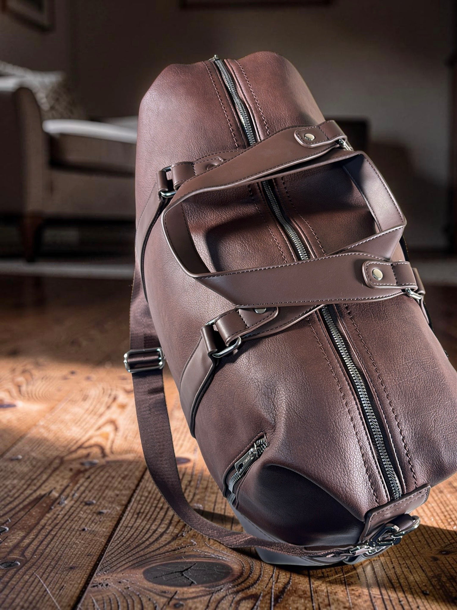 Chrisbella Leather Zip Design Travel Bag in Coffee
