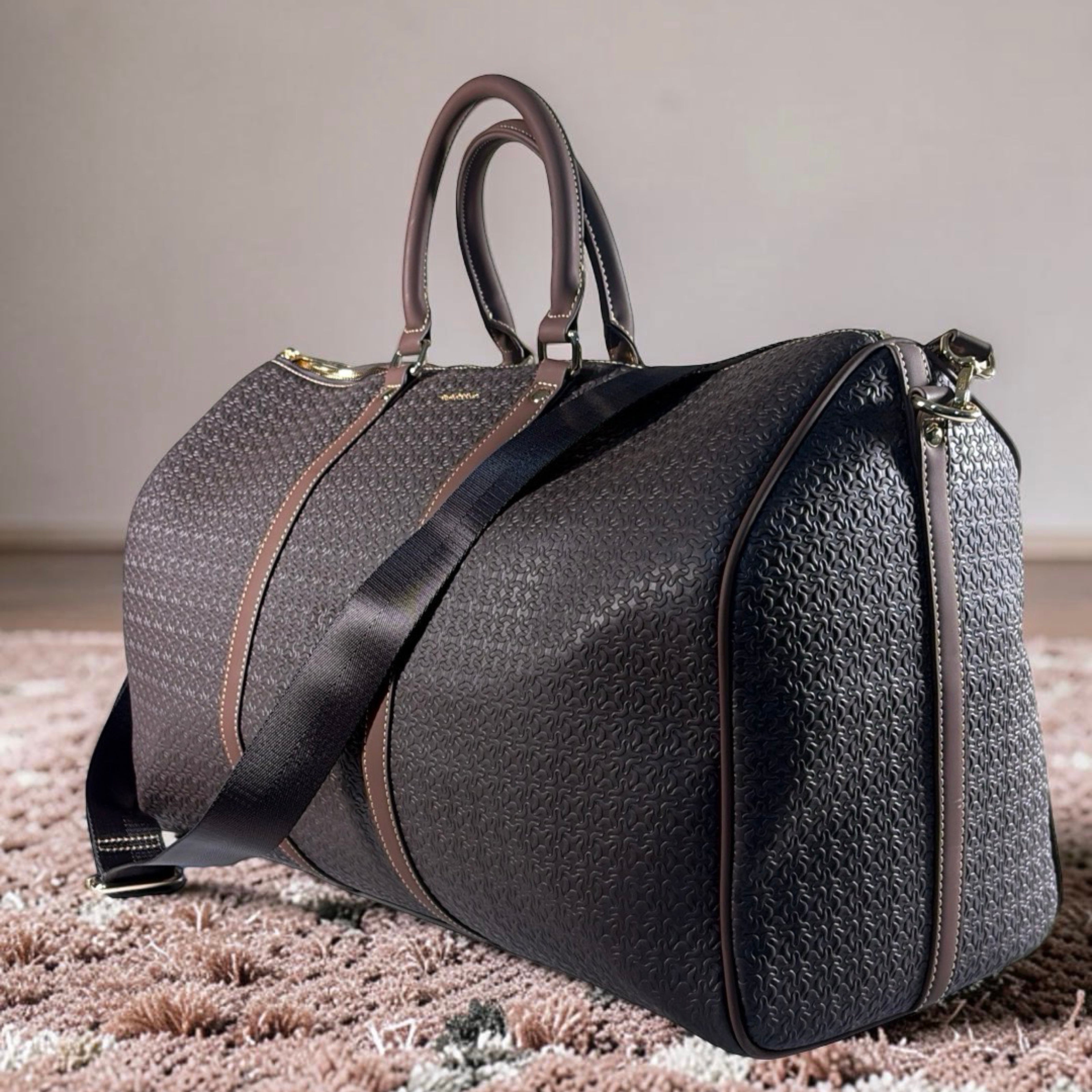 Chrisbella Hand Luggage Travel Bag in Coffee