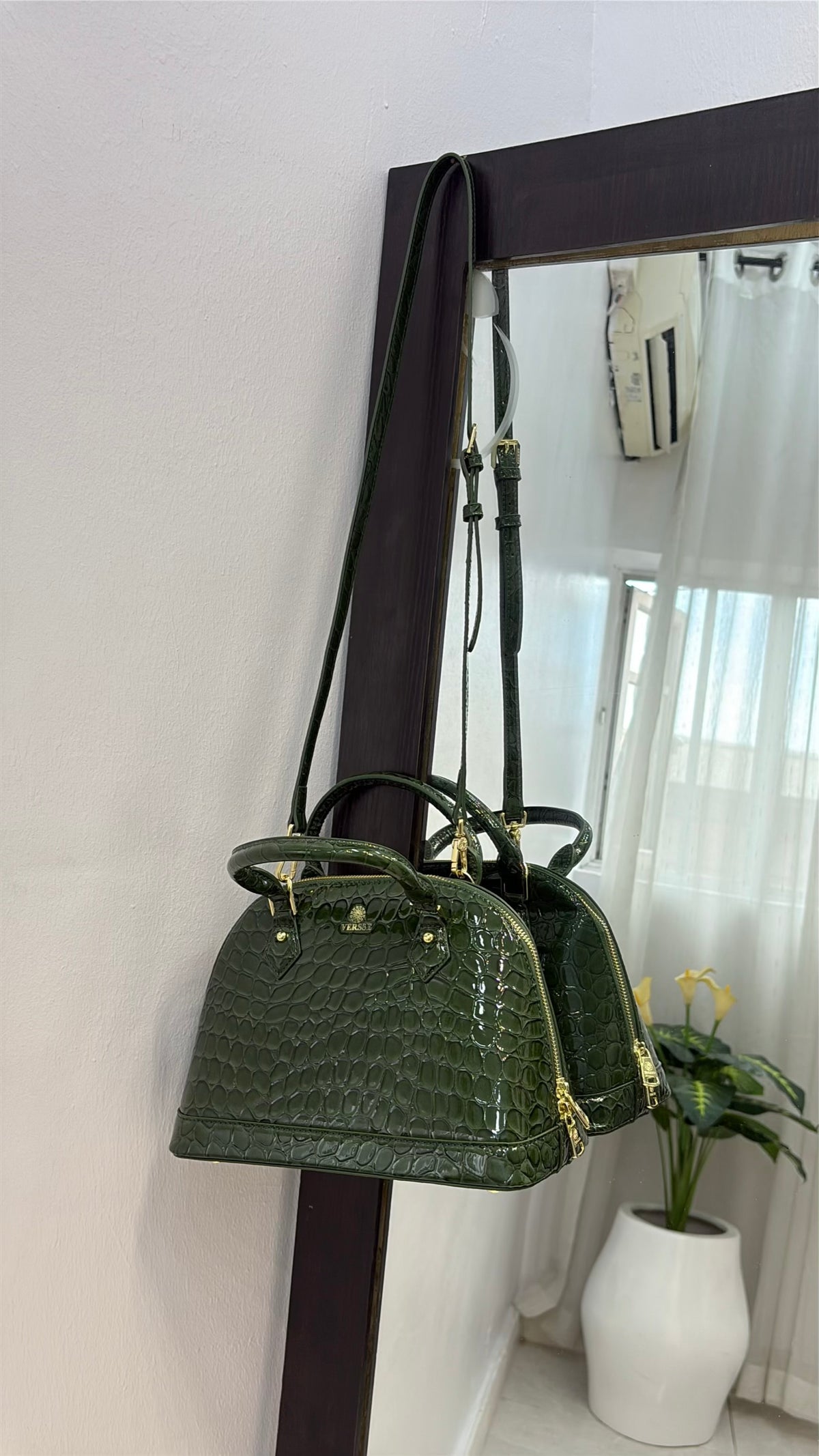 Versse Faux Croc Patent Leather Bag in Green