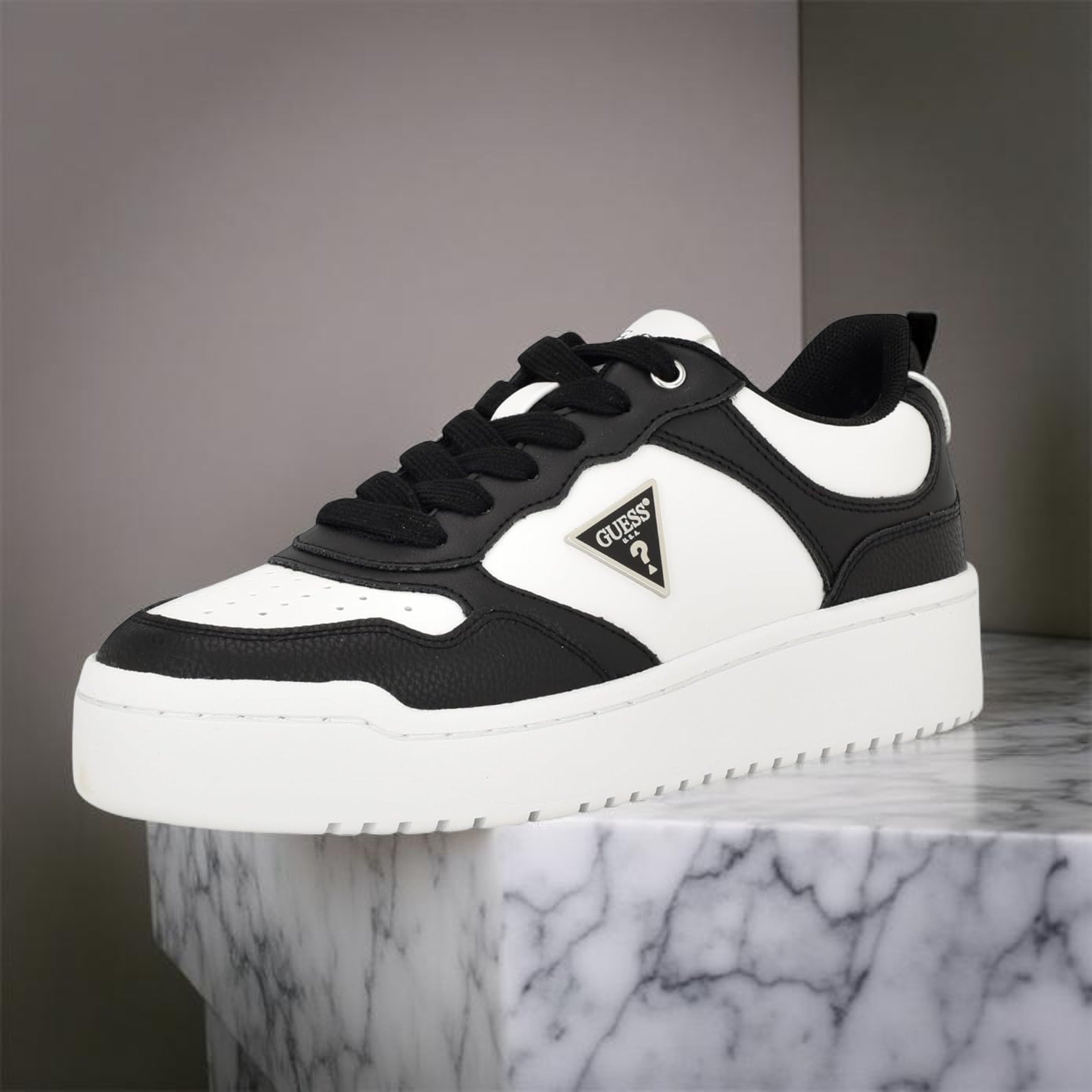Guess Logo Detail Classic Sneakers in Black