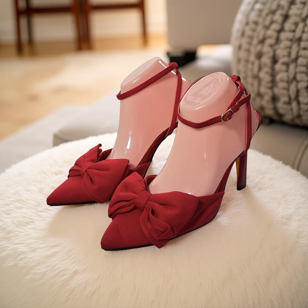 Steve Madden Bow Detail Pointed Toe Pump in Red