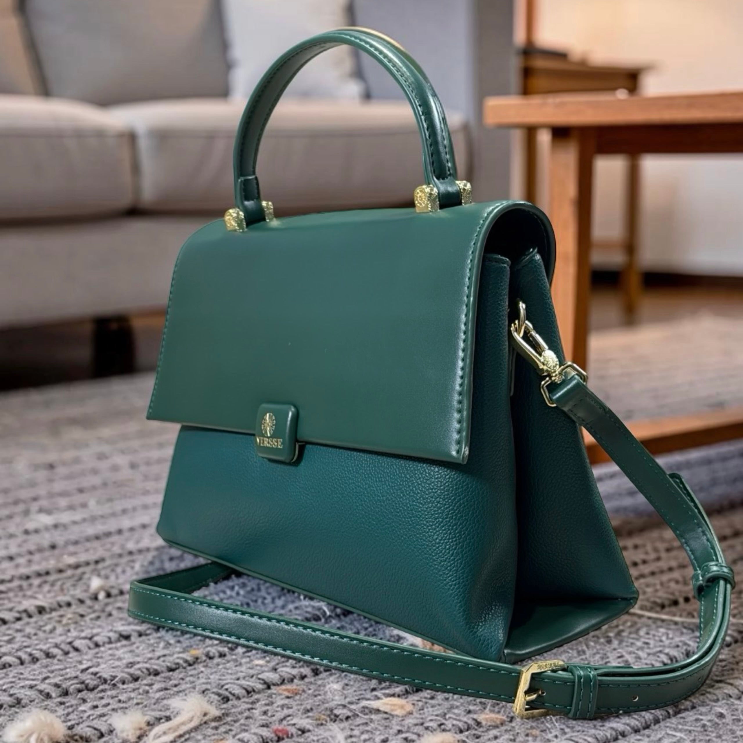Versse Top Handle Flap Closure Bag in Green