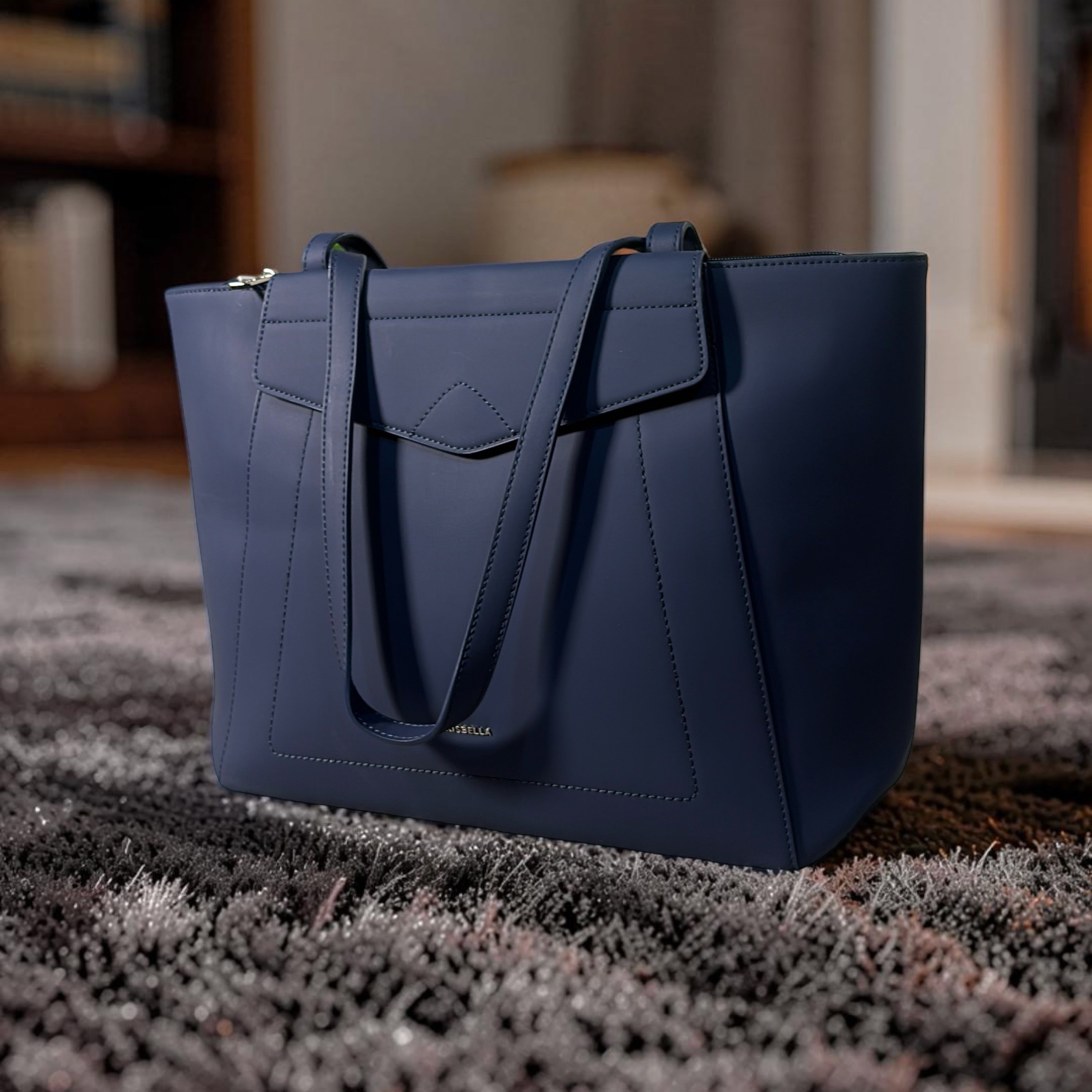 Chrisbella Large Contrast Shoulder Bag in Navy