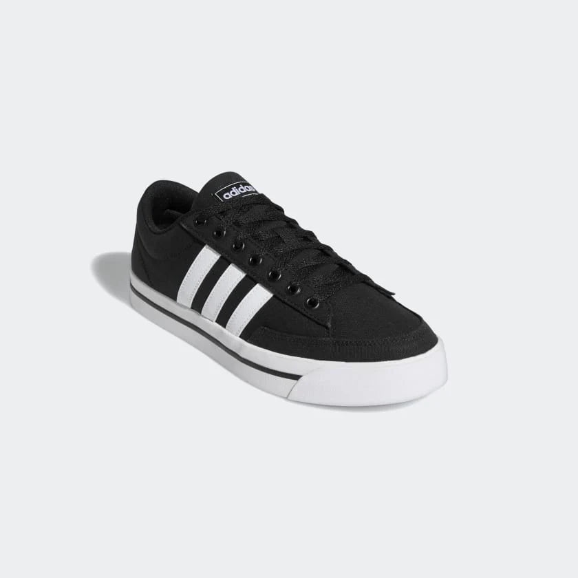 ADIDAS RETROVULC SNEAKERS WHITE STRIPE IN BLACK