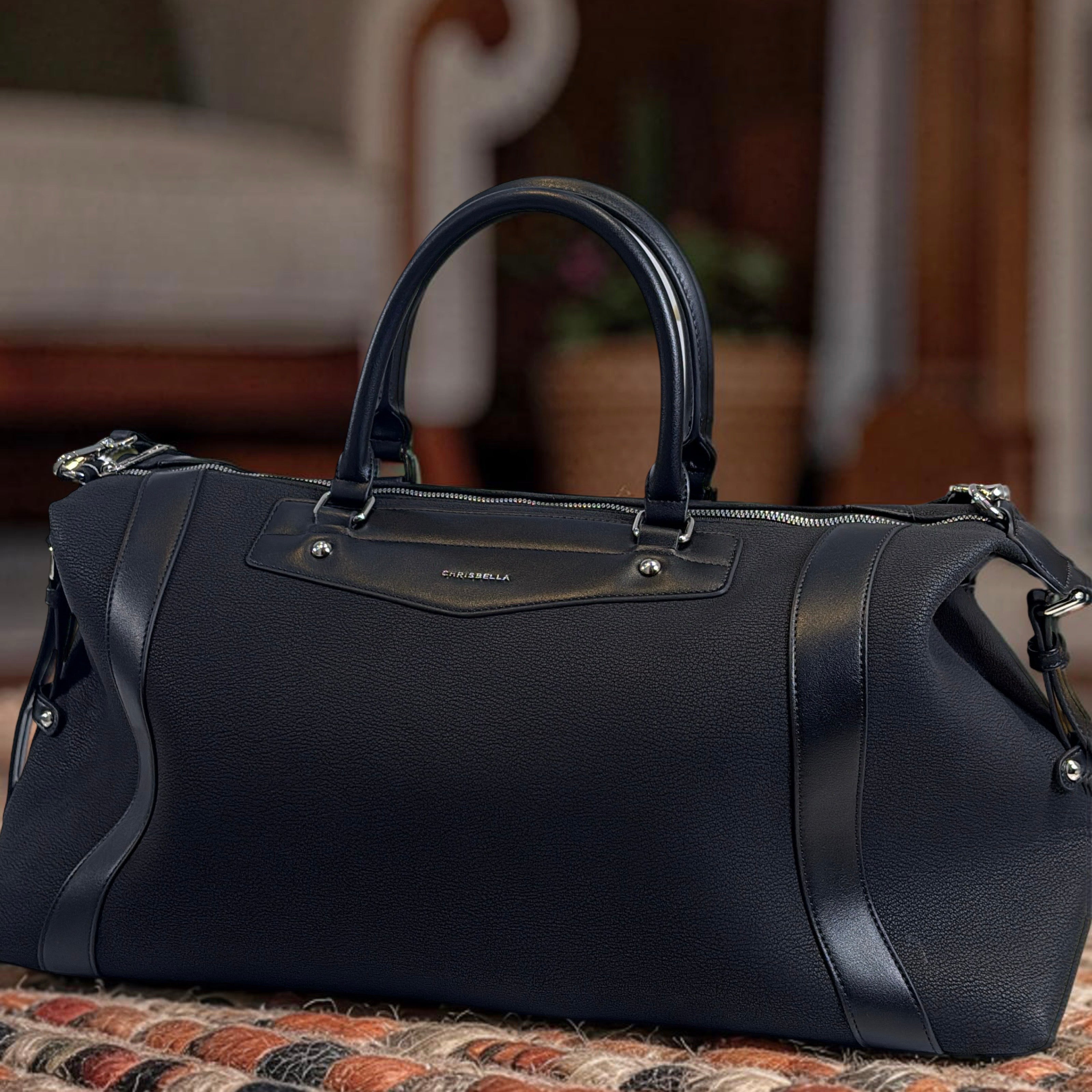 Chrisbella Hand Luggage Travel Bag in Black