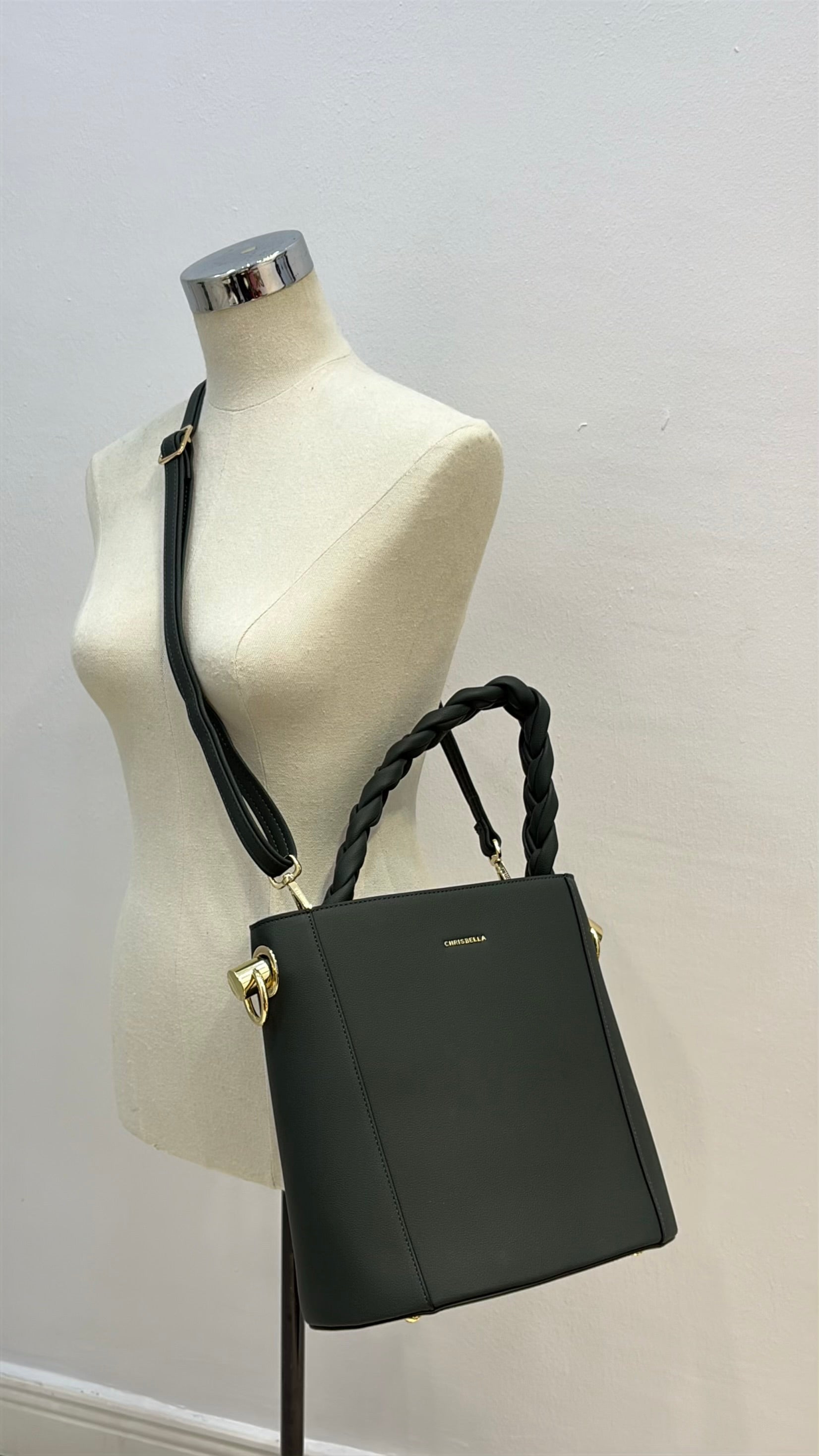 Chrisbella Drawstring Bucket Bag in Green