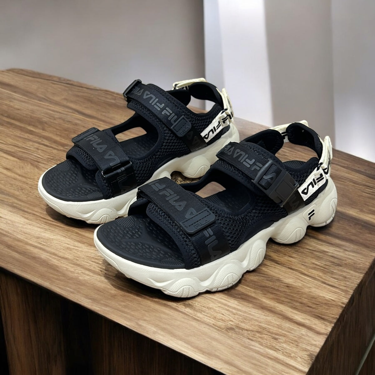 FILA VELCRO SPORTY SANDAL UNISEX IN BLACK