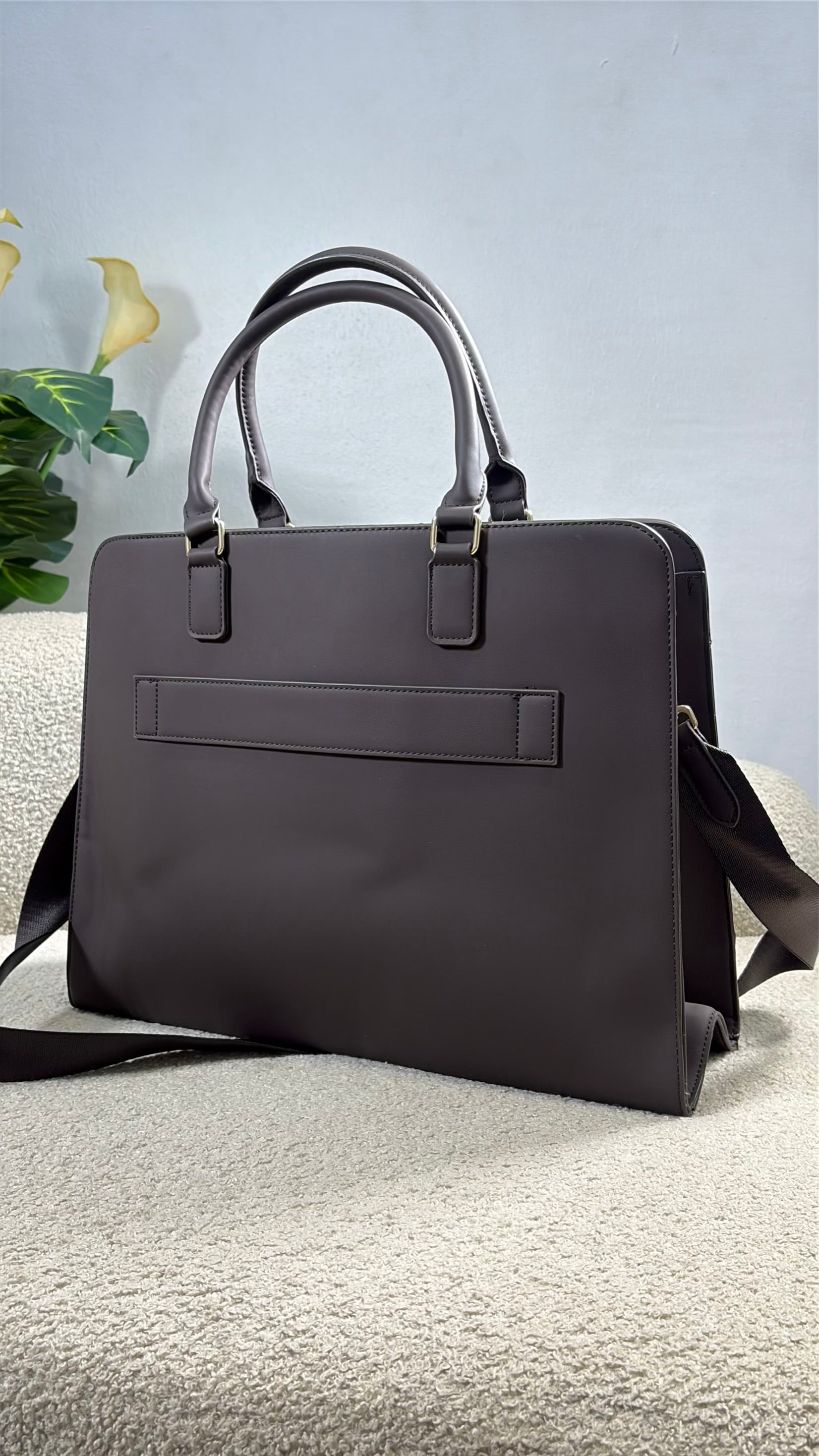 Chrisbella Unisex Laptop/Travel Bag in Coffee