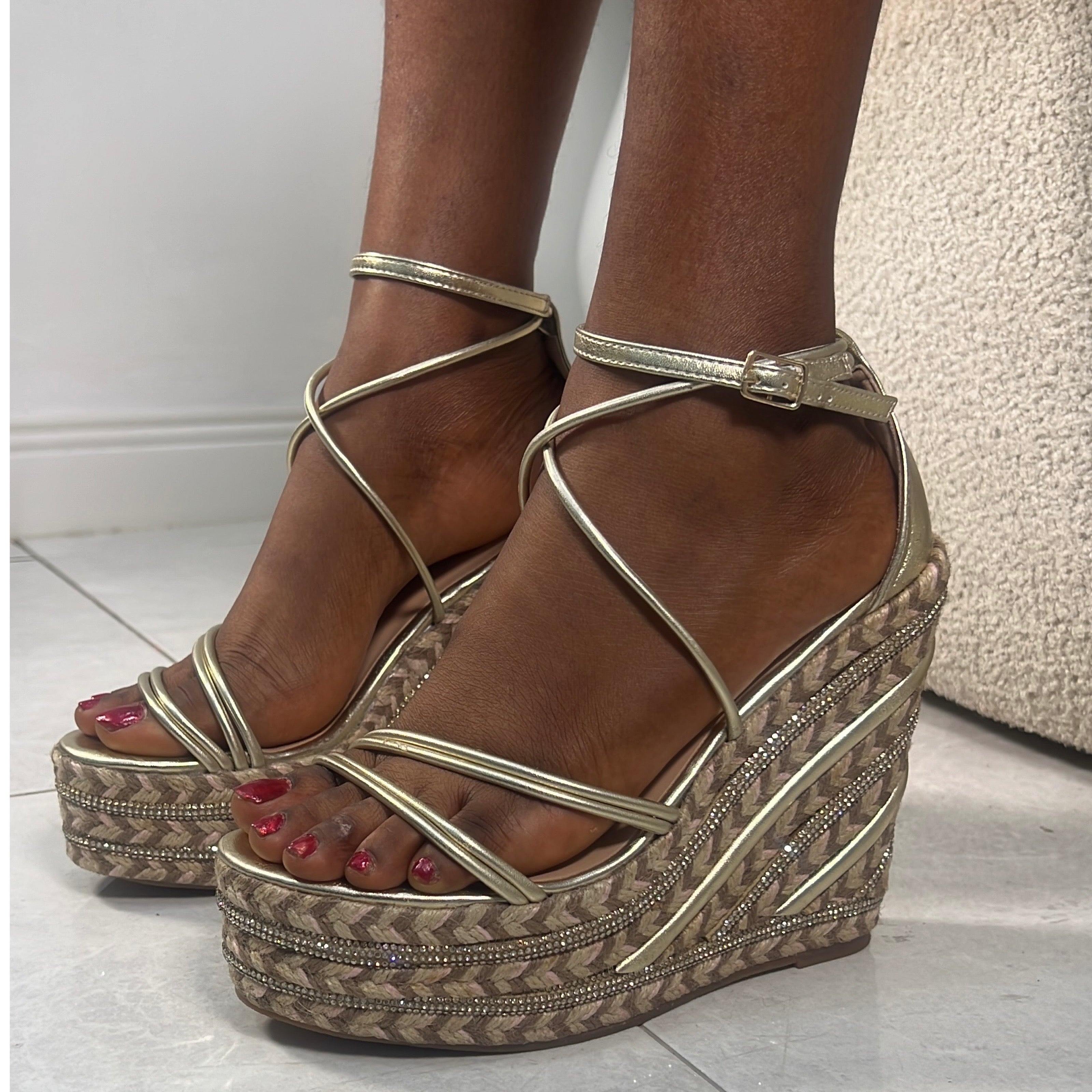 Elara Espadrille Wedge Sandal in Gold