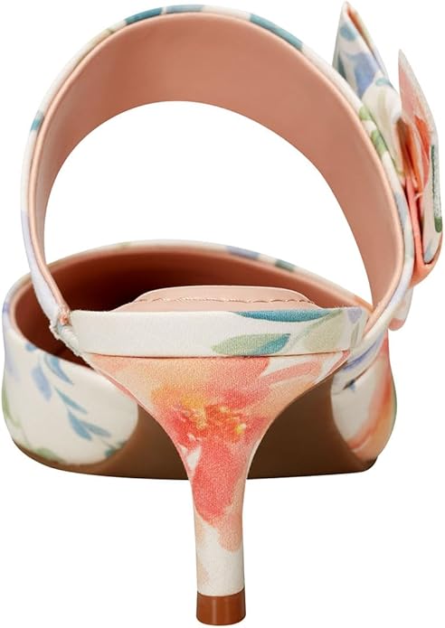 Bandolino Floral Pointed Toe Mule in Off White