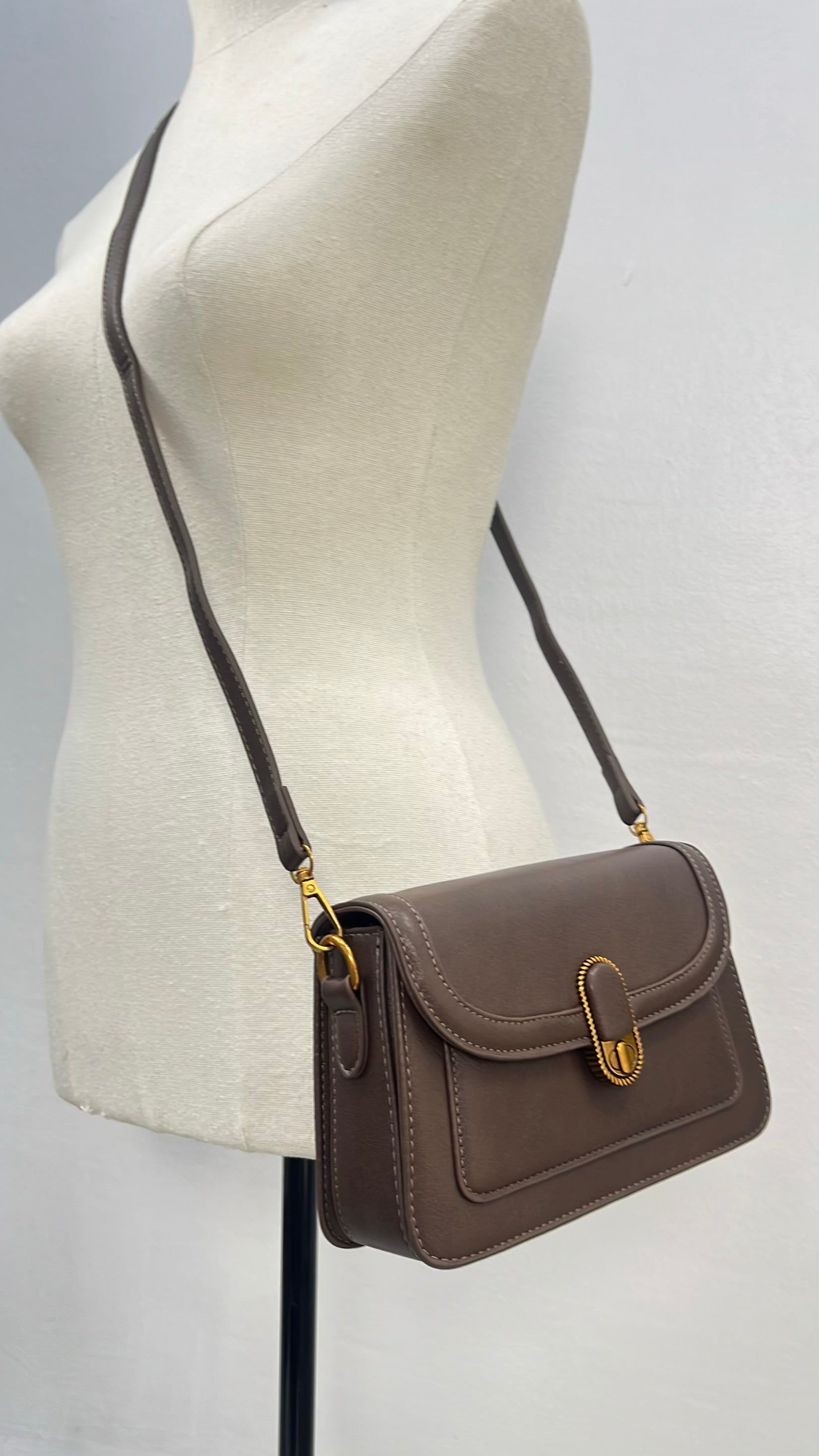 Classic Front-Pocket Mini Bag in Coffee