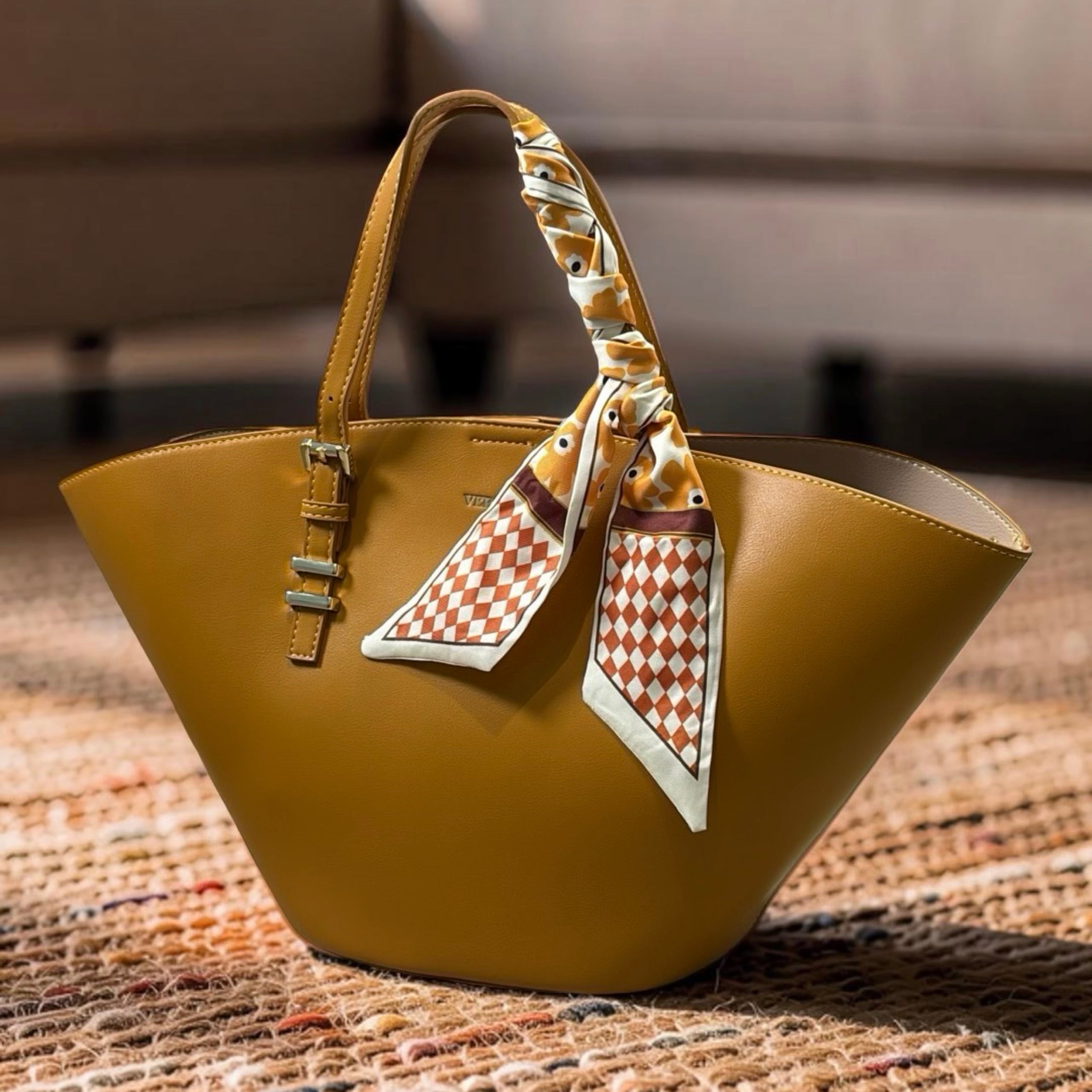 Versse Trapeze Handbag in Yellow