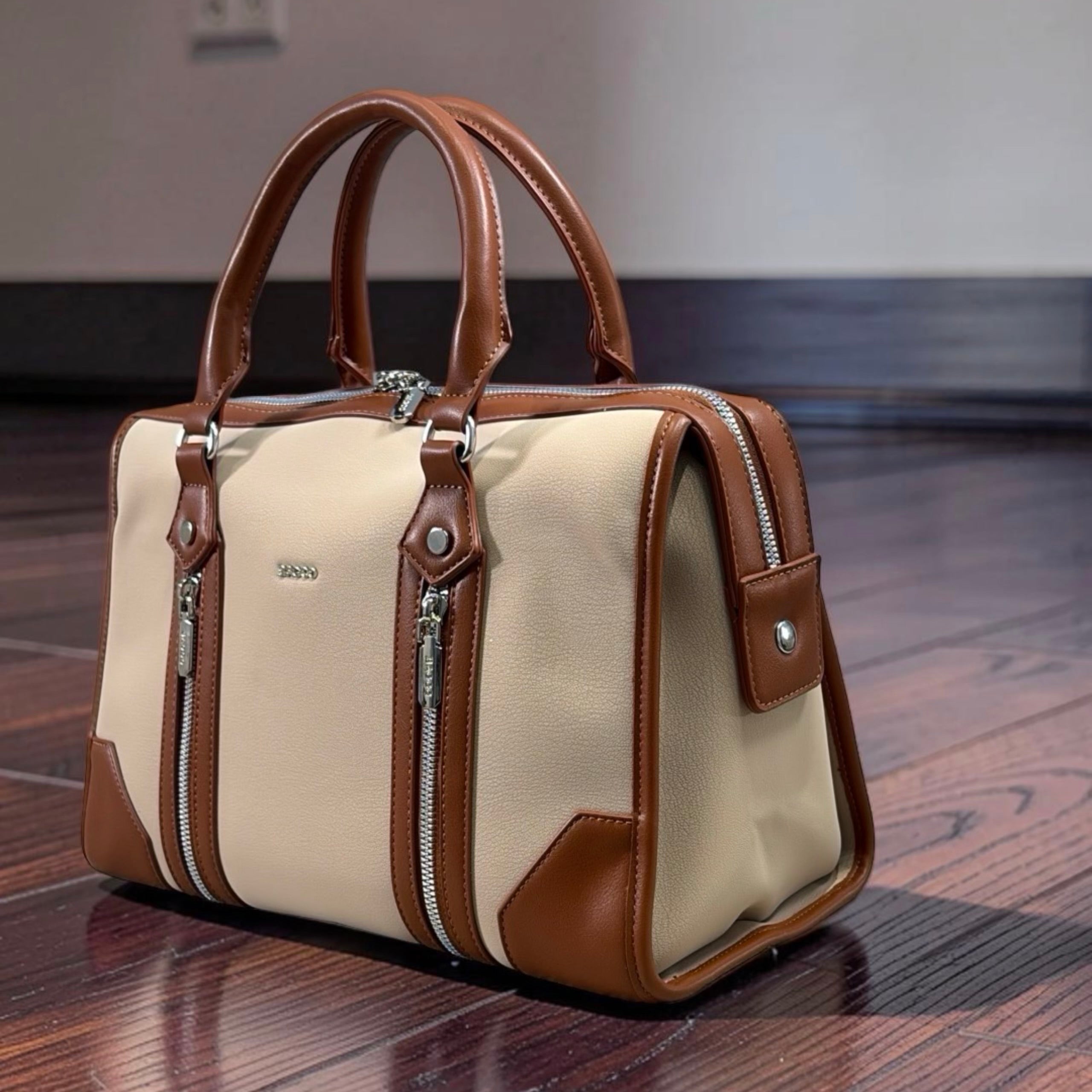 Bagco Double Front Zip Two-Tone Bag in Brown/Beige