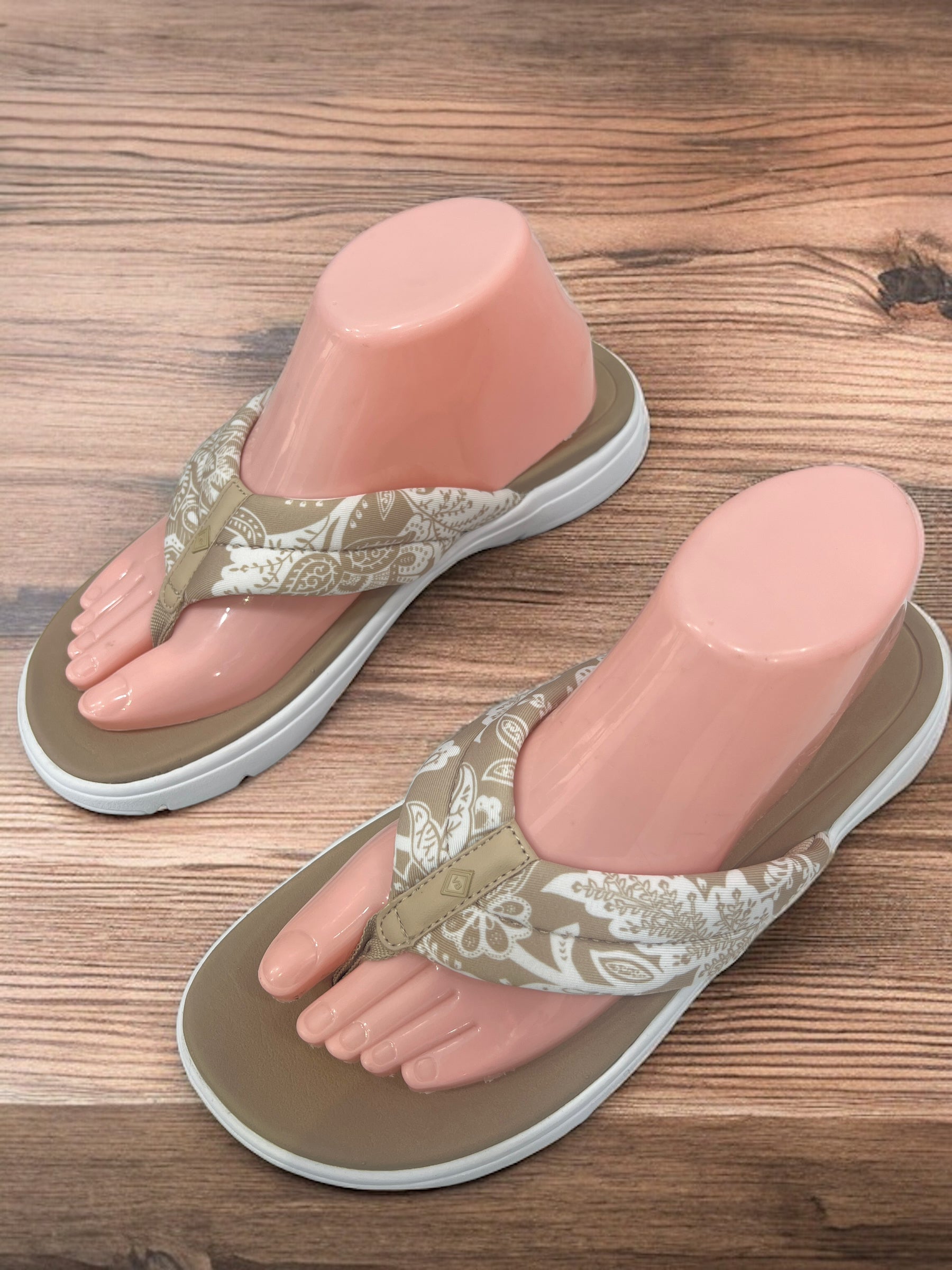 Vera slippers discount