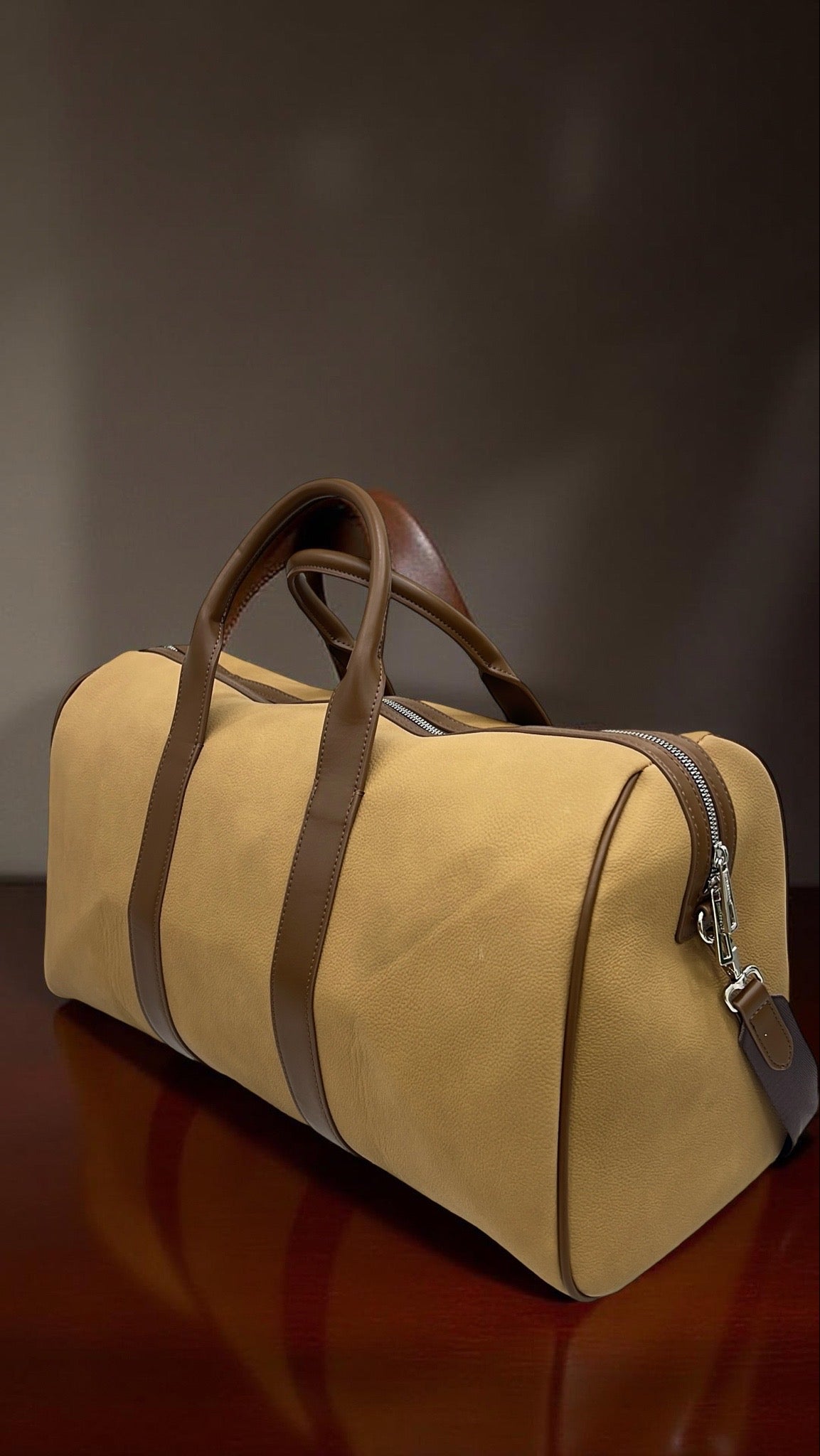 Chrisbella Travel Bag in Beige